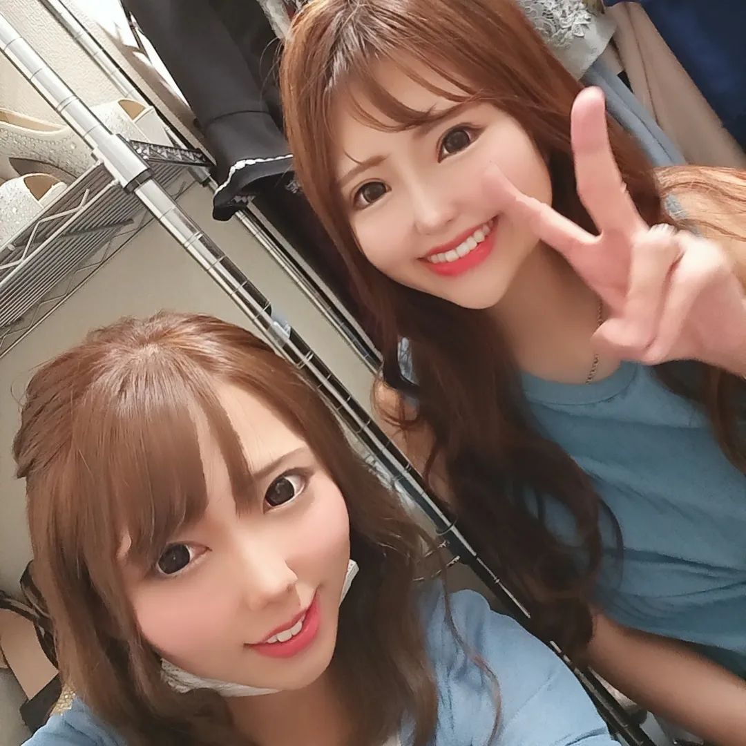 久々になっちゃんと‼️

#ヘレナ　#響きグループ　#水妃由羅
#札幌　#すすきの　#北海道　#ニュークラブ　
#ニュークラ嬢　#すすきのニュークラ　#ラウンジ　
#ラウンジ嬢　#キャバクラ　#キャバ嬢　#ホステス　
#美女　#夜職　#ガールズバー　#キャバドレス　
#インスタグラビア #すすきのキャバクラ