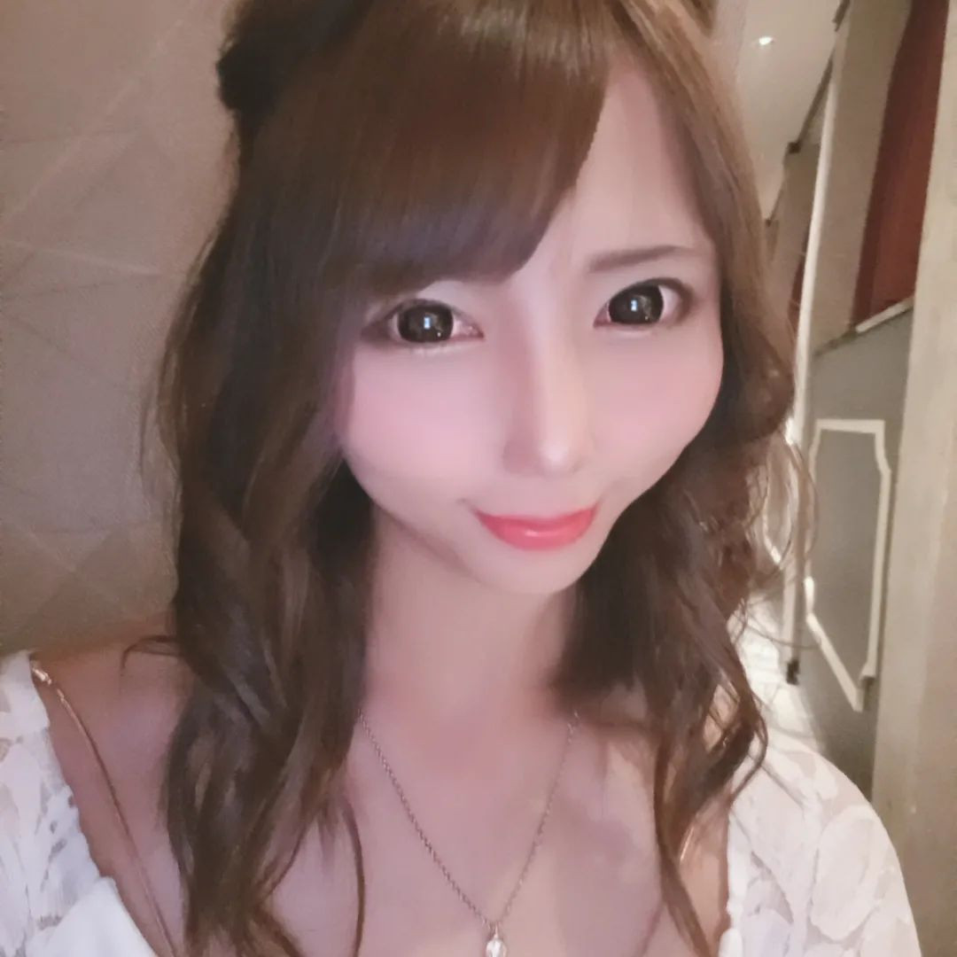 本日出勤です❕

#ヘレナ　#響きグループ　#水妃由羅
#札幌　#すすきの　#北海道　#ニュークラブ　
#ニュークラ嬢　#すすきのニュークラ　#ラウンジ　
#ラウンジ嬢　#キャバクラ　#キャバ嬢　#ホステス　
#美女　#夜職　#ガールズバー　#キャバドレス　
#インスタグラビア #すすきのキャバクラ