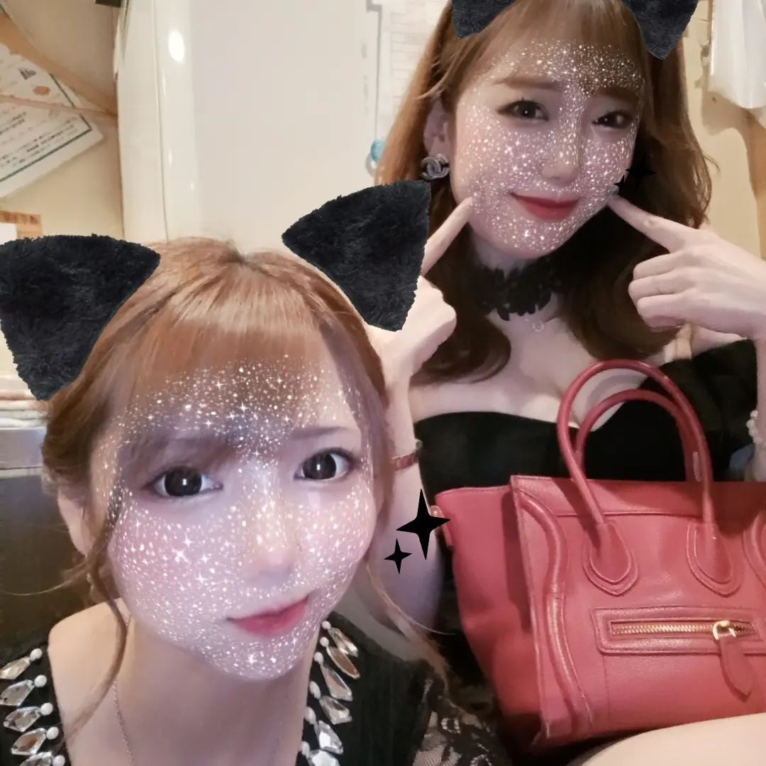 ひなちん可愛い💕

#ヘレナ　#響きグループ　#水妃由羅
#札幌　#すすきの　#北海道　#ニュークラブ　
#ニュークラ嬢　#すすきのニュークラ　#ラウンジ　
#ラウンジ嬢　#キャバクラ　#キャバ嬢　#ホステス　
#美女　#夜職　#ガールズバー　#キャバドレス　
#インスタグラビア #すすきのキャバクラ