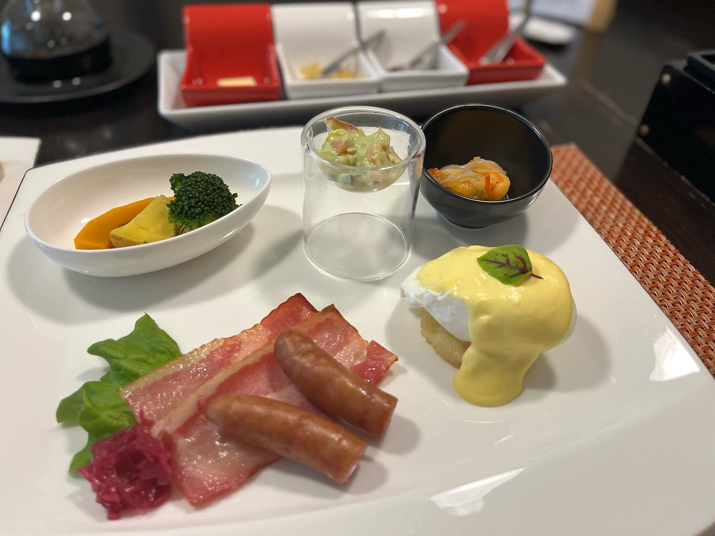 誕生日に一人で行った
望楼野口の朝食おいしかったな🥞
こんな素敵な朝食を毎日食べたい🥲❤️

今月ラスト出勤よろしくお願いします😄✨

#北海道#札幌#すすきの#CITYGROUP#ラピュタ#LAPUTA#ニュークラ#シティーグループ#すすきのキャバ嬢#キャバ嬢#ニュークラ嬢#水商売#美容#シャンパン#歌舞伎町#六本木#銀座#ホスト#バー#中洲#ミナミ#ドレス#ヘアメ#すすきのグルメ#呑み#ポケパラ#札幌観光#instagood#likeforlike#きゃばきゃば