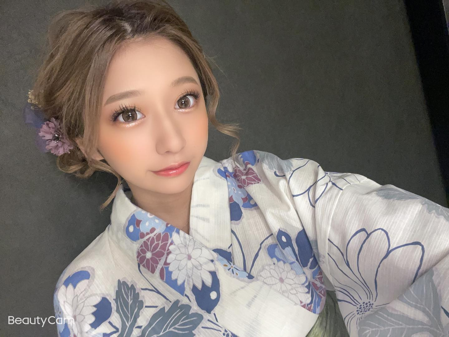 ・
・
ストーリーばっかりで自撮りするから
最近の写真がない🥺🥺
・
相手の事も考えて行動するって
簡単なようで難しいよね🤨
ふう、疲れちゃった
・

#ニュークラ #ニュークラ嬢 #ニュークラブ 
#キャバ嬢 #キャバクラ #ラウンジ 
#飲み屋 #水商売 #美容 #美女 #美人 
#可愛い子 #綺麗な女性 #かわいい女の子 
#北海道 #札幌 #サッポロ #すすきの #ススキノ 
#札幌観光 #札幌旅行 #札幌グルメ #すすきのグルメ 
#likeforlike #like4likes #like4f