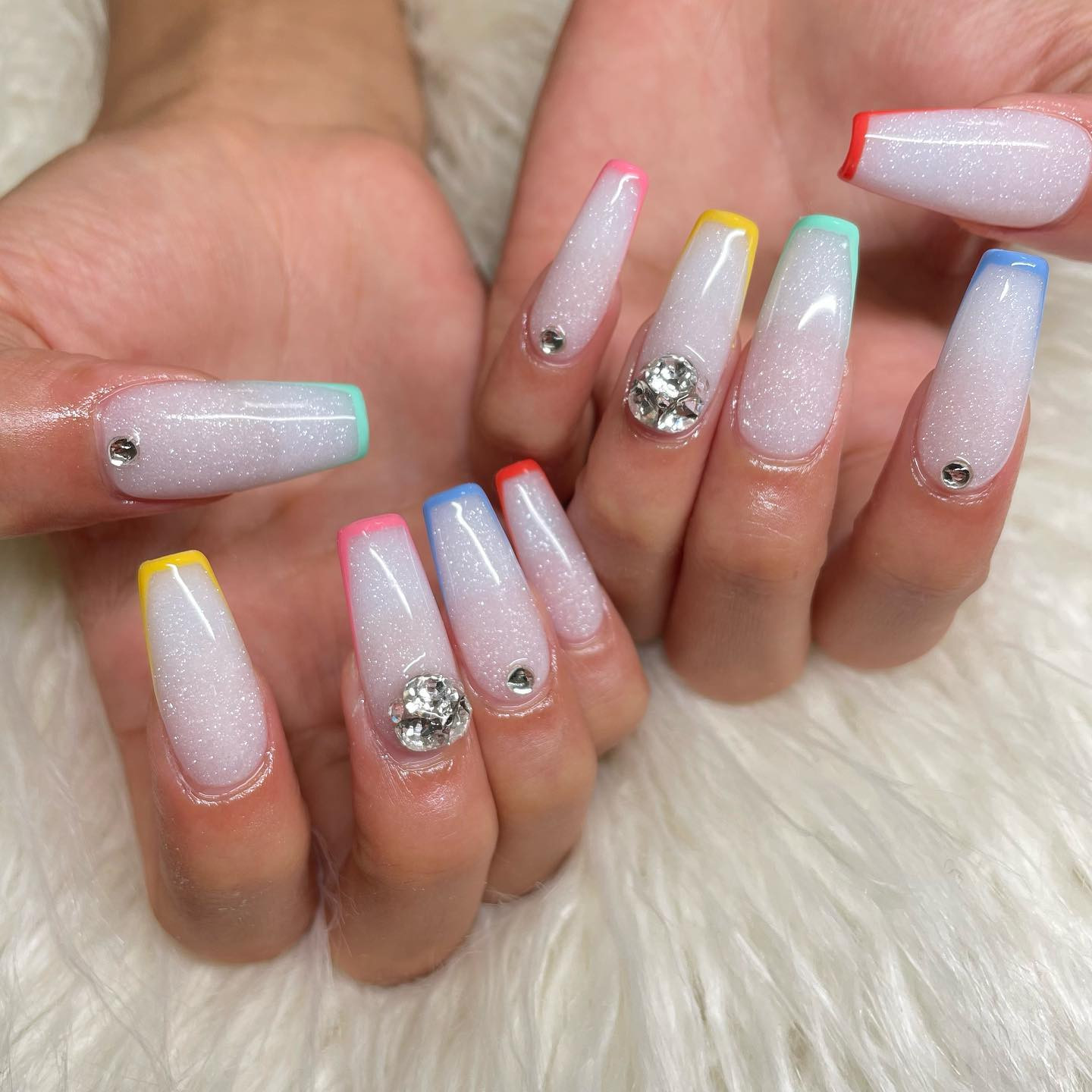 ・
・
夏ネイル💅
・

#velia 
#ニュークラ #ニュークラ嬢 #ニュークラブ 
#キャバ嬢 #キャバクラ #ラウンジ #ガールズバー 
#飲み屋 #水商売 #美容 #美女 #美人 
#可愛い子 #綺麗な女性 #かわいい女の子 
#北海道 #札幌 #サッポロ #すすきの #ススキノ 
#札幌観光 #札幌旅行 #札幌グルメ #すすきのグルメ 
#likeforlike #like4likes #like4follow 
#スカルプネイル