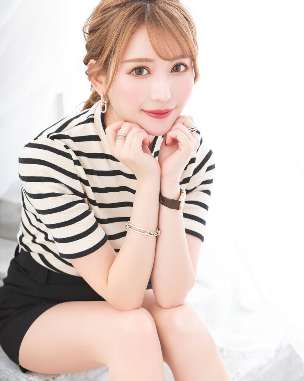 大切にしてくれる人を大切にしたいです🫶

#エリアジー#オレンジテラス#オーシャンスカイ#モナクラス#キャバクラ#ニュークラブ#ニュークラ#ホステス#キャバ嬢#すすきの#札幌#歌舞伎町#国分町#フォロミー#フォロー#フォロワー#いいね#可愛い#かわいい#followme#likeforlikes#instagood#instalike#follow#f4f