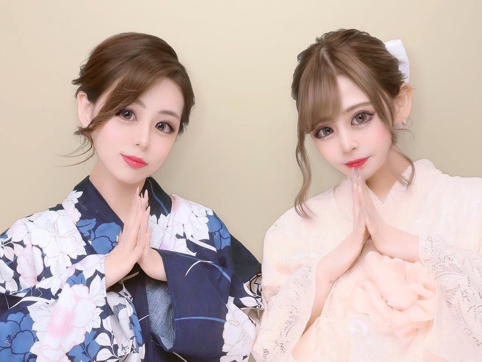 .
.
今年はお祭りいけてよかった♡
来年はもっとたくさん行けますように🙏💭
.
.
.
.
#浴衣 #浴衣ヘア #浴衣女子 #浴衣プリ #浴衣デート #浴衣ヘアアレンジ #浴衣コーデ #夏 #レース浴衣 #浴衣コーデ #👘 #フェミニン #プリント倶楽部 #プリクラ #キャバ嬢 #キャバクラ #池袋 #池袋キャバクラ