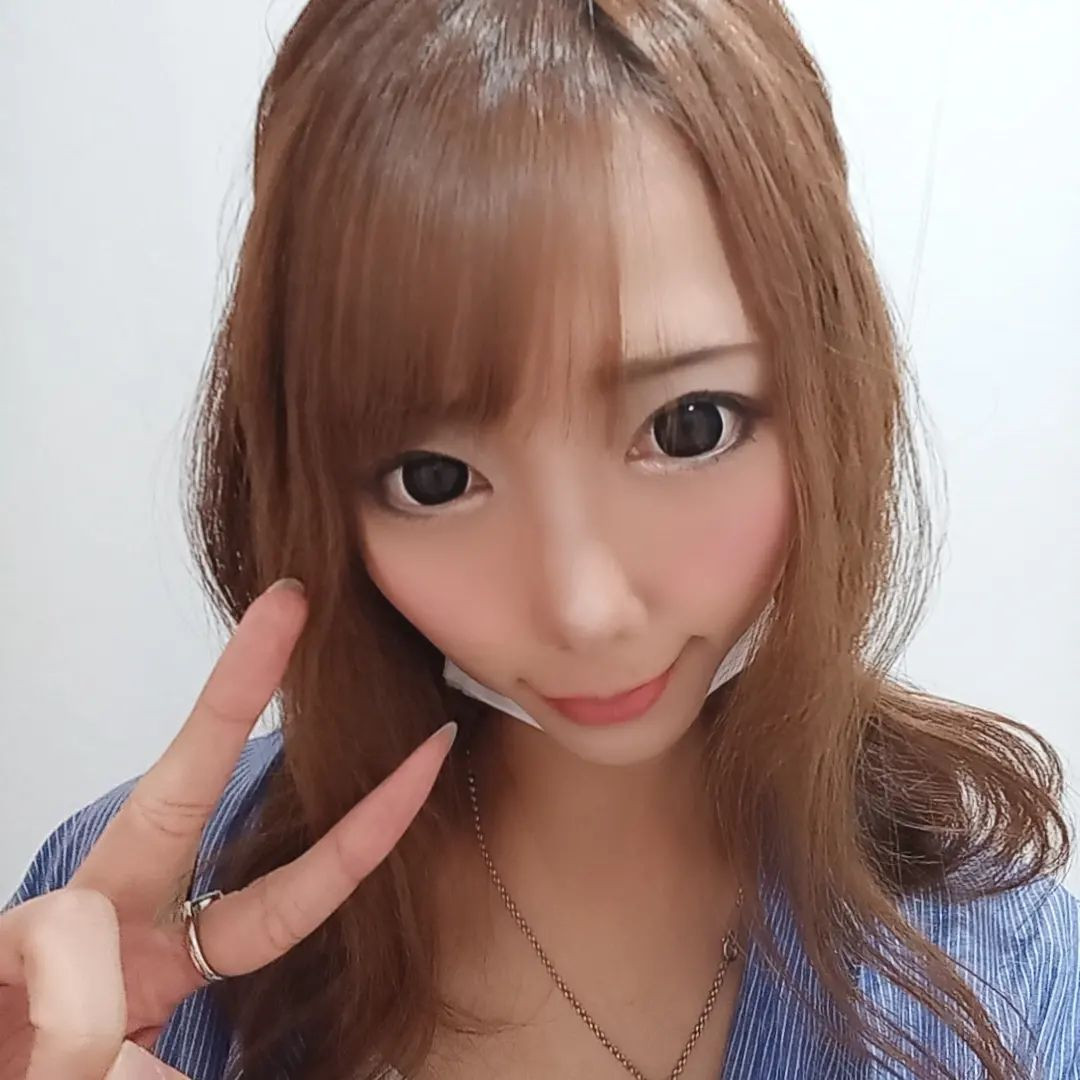 本日休みです❕

#クラブヘレナ　#響きグループ　#水妃由羅　#札幌　#すすきの　#北海道　#ニュークラブ　#ニュークラ嬢　#すすきのニュークラ　#ラウンジ　#ラウンジ嬢　#キャバクラ　#キャバ嬢　#ホステス　#道産子　#美女スタグラム　#求人　#自撮り　#ヘアアレンジ　#キャバキャバ