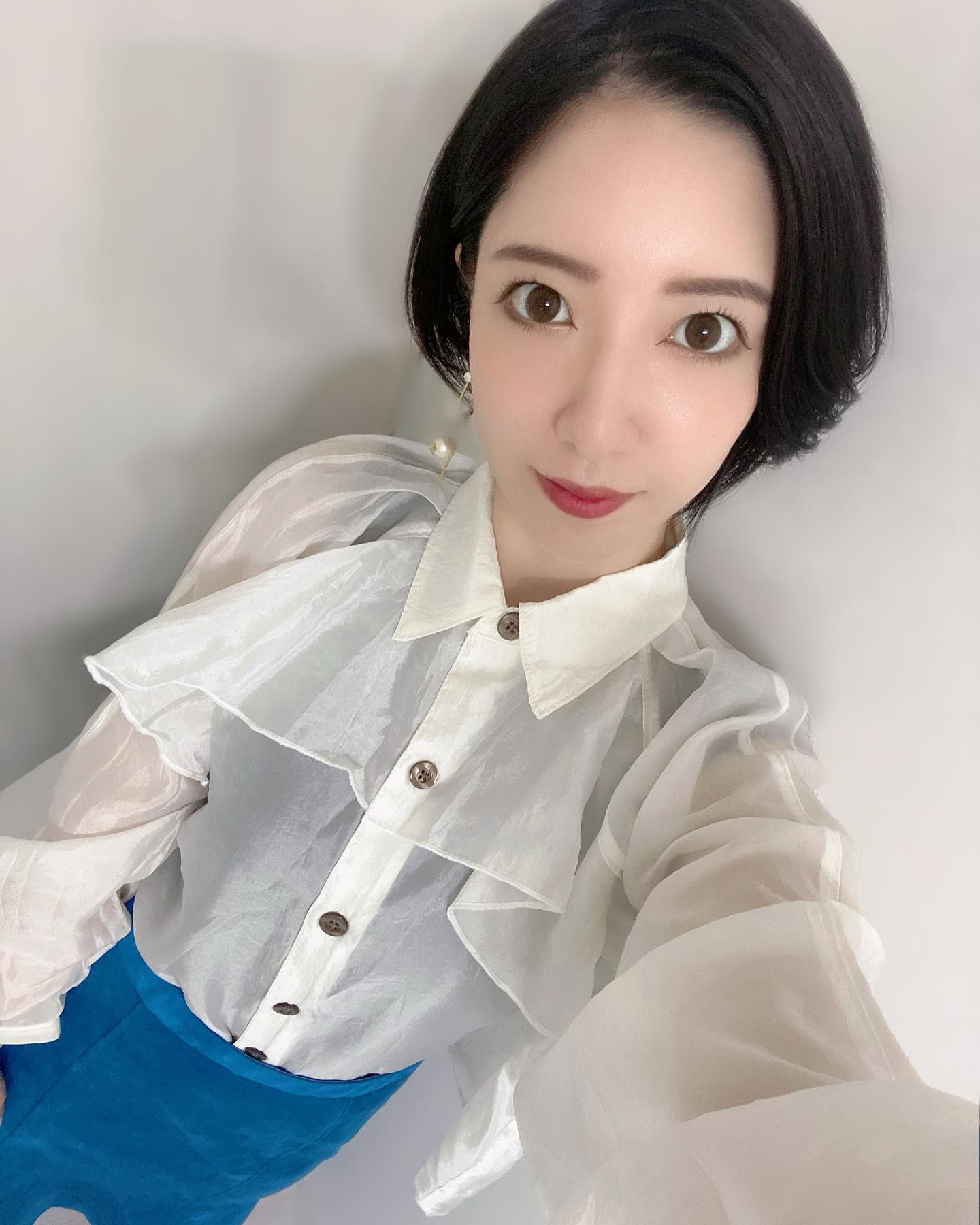 、
週末だぁ🫢🍻

#ヘレナ#響グループ#百瀬るあ
#札幌#すすきの#北海道#ニュークラブ#ニュークラ嬢
#すすきのニュークラ#ラウンジ#ラウンジ嬢#キャバクラ#キャバ嬢#ホステス#道産子#美女スタグラム#求人#自撮り#ヘアアレンジ#キャバキャバ
#ゴルフ#ゴルフ女子#旅行#JGC#JAL#カメラ