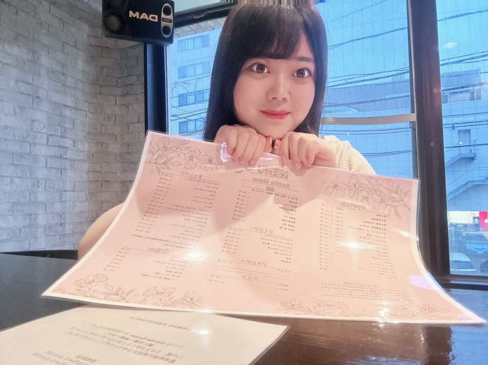 駅前息してるう✌🏻