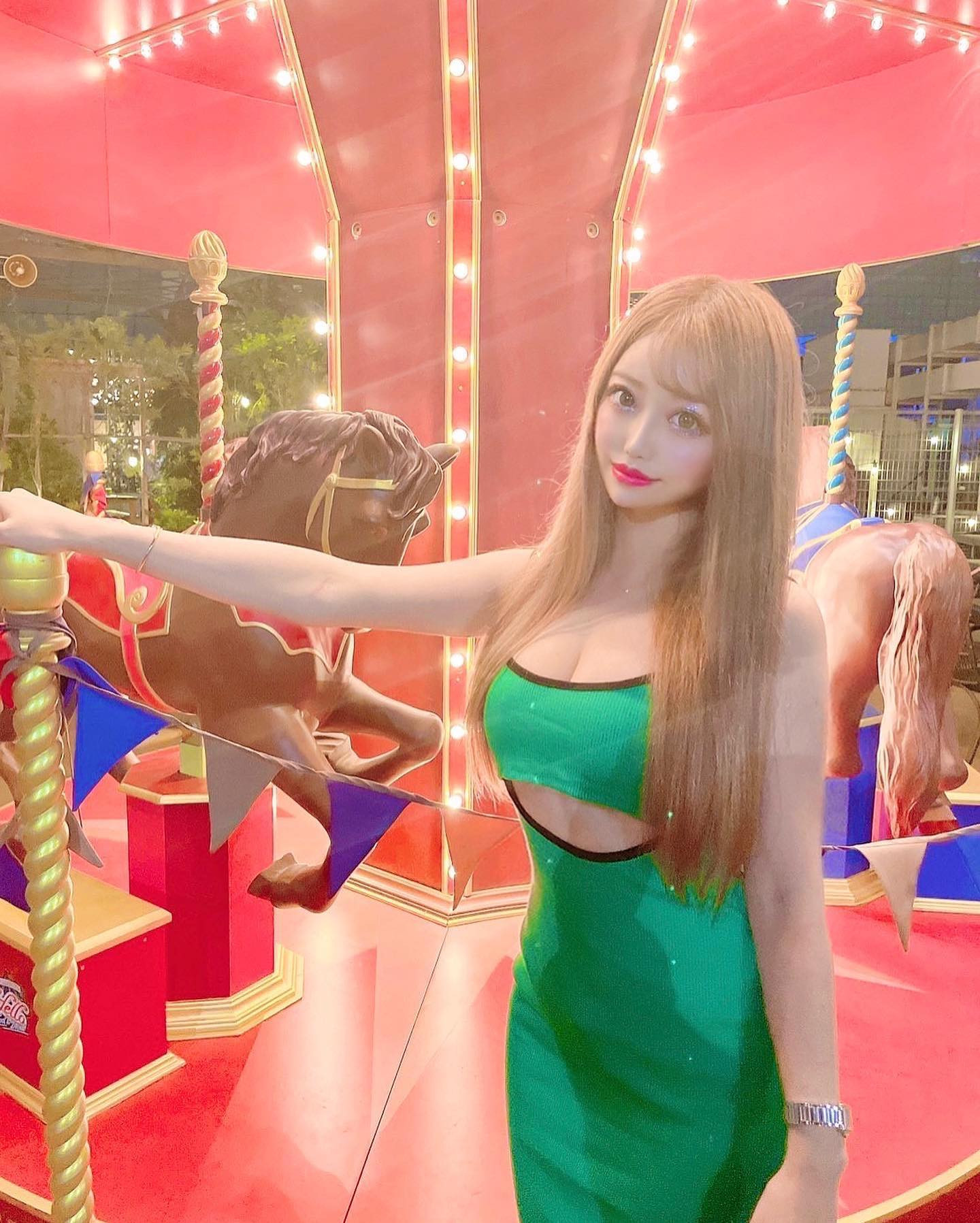 今回も乗れなかったメリーゴーランド🎠 🎠 

#キャバクラ#キャバ嬢#夜職#水商売#ニュークラ#ホスト#ホストクラブ#ガールズバー#ラウンジ#キャバ#新宿#六本木#すすきの#渋谷#麻布#池袋#錦#ミナミ#中洲#渋谷#北新地#大阪#東京#love#bar#メリーゴーランド#バー#cute#happy#ビアガーデン#bbq