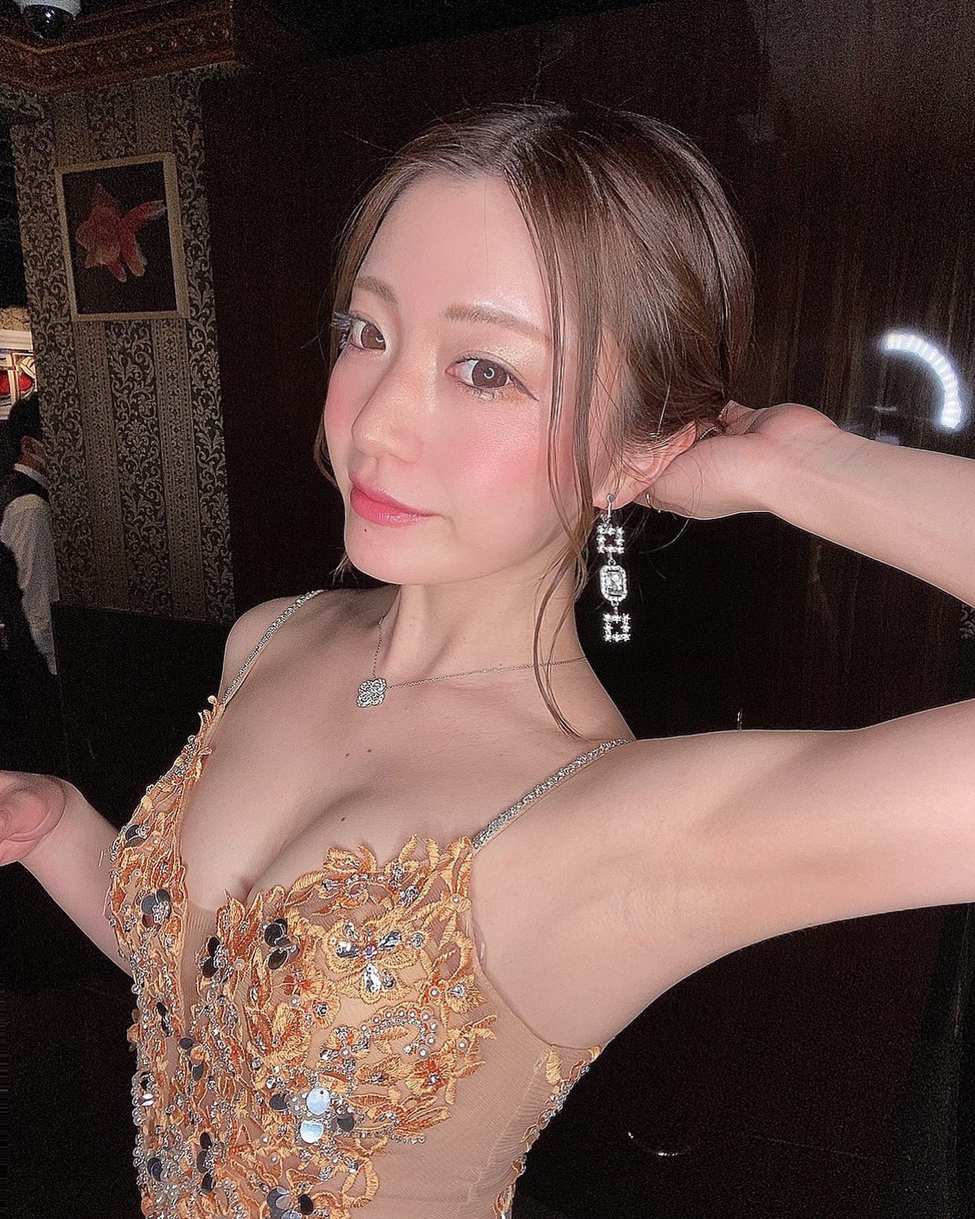 おれーーーんじ🍊🧡

.

.

.

.

#歌舞伎町
#キャバ嬢
#clubnow
#sugar