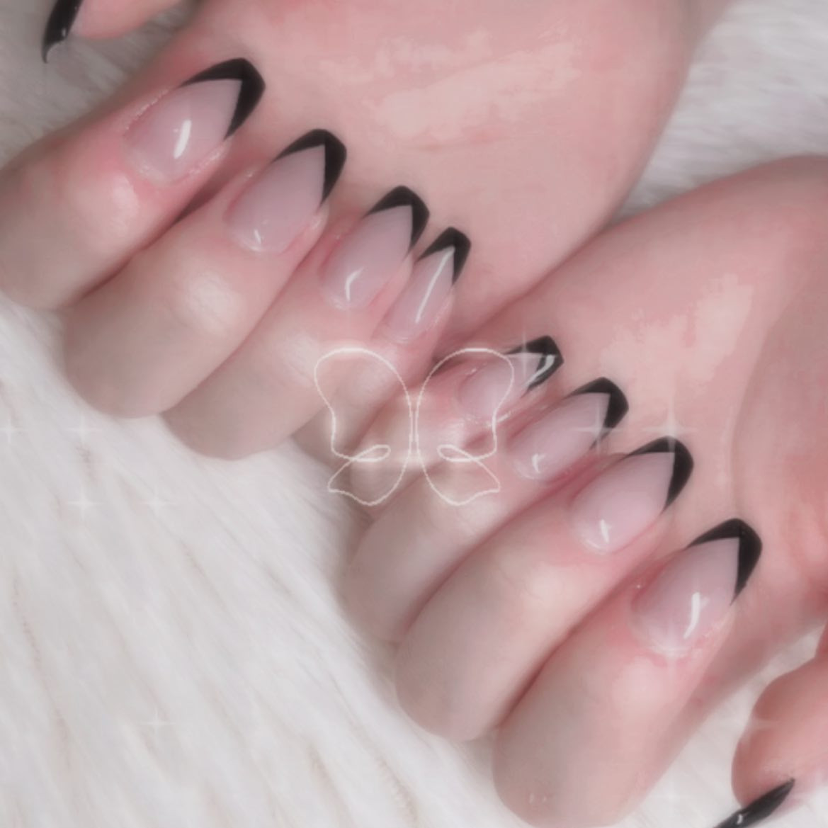  Instagramで記事を開くるなさん...