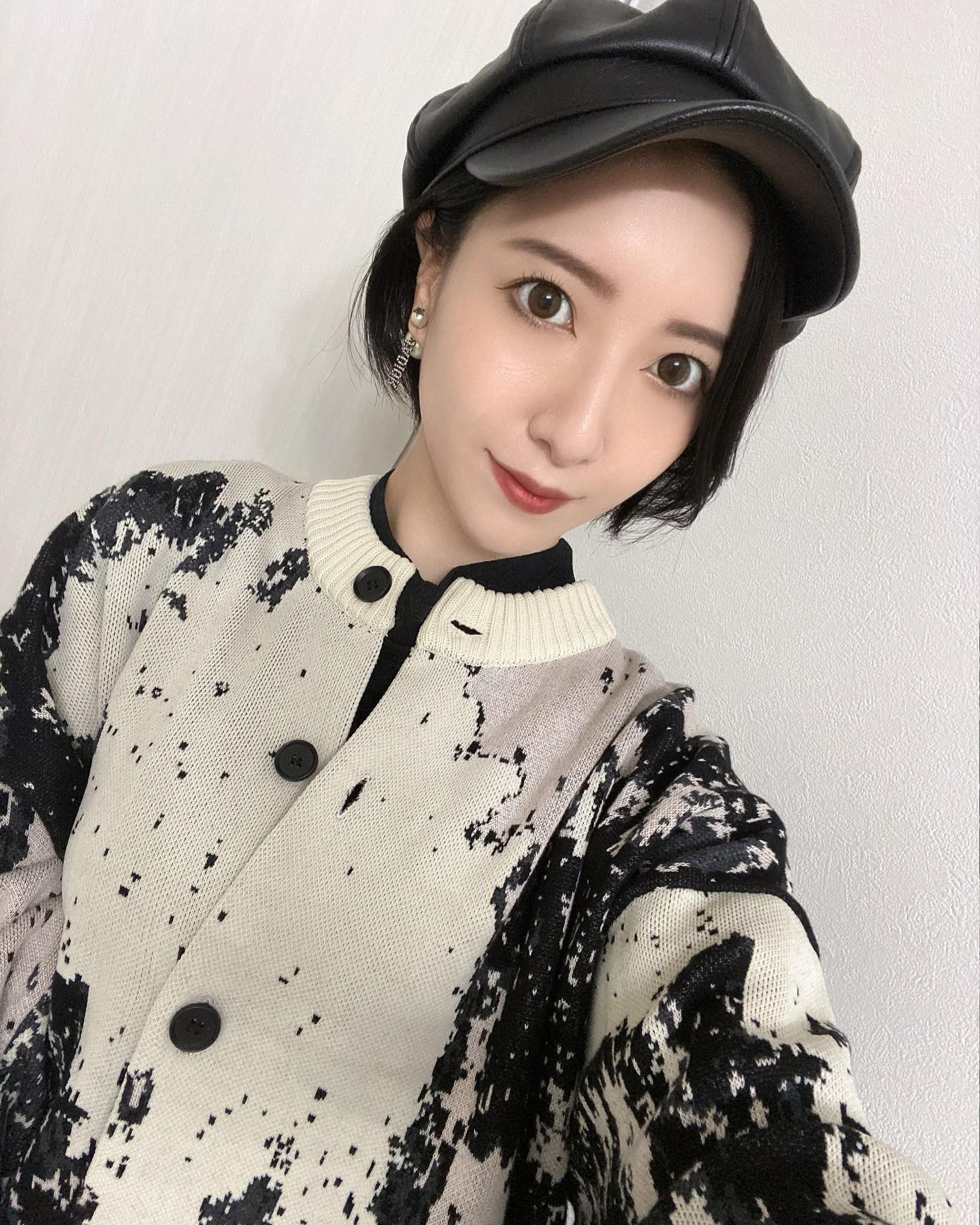 、
急に寒いなぁ🍁🍁🍁

#ヘレナ#響グループ#百瀬るあ
#札幌#すすきの#北海道#ニュークラブ#ニュークラ嬢
#すすきのニュークラ#ラウンジ#ラウンジ嬢#キャバクラ#キャバ嬢#ホステス#道産子#美女スタグラム#求人#自撮り#ヘアアレンジ#キャバキャバ
#ゴルフ#ゴルフ女子#旅行#JGC#JAL#カメラ