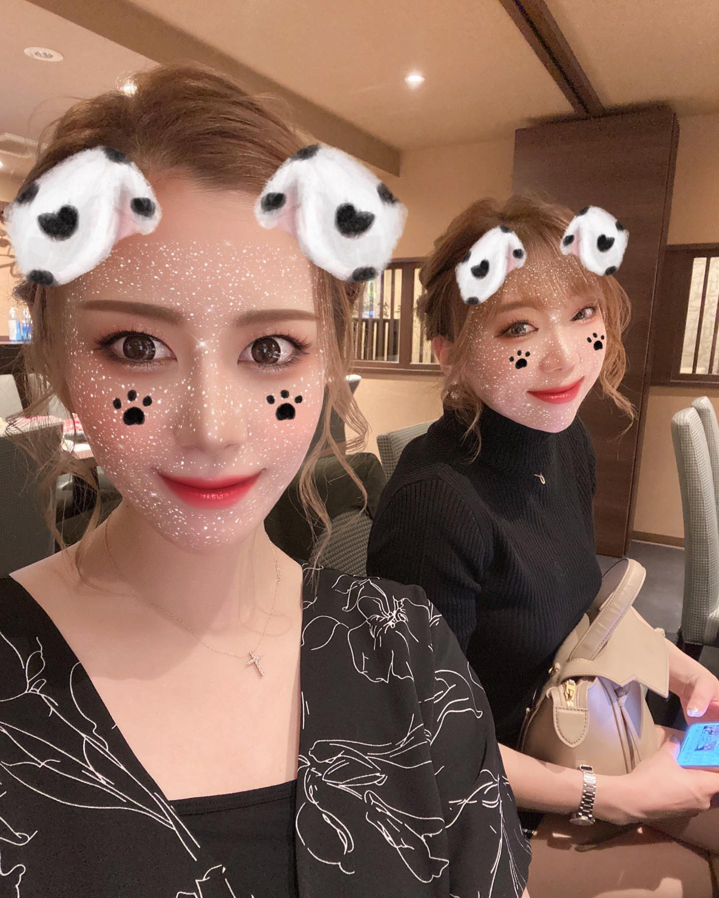 昨日は和三盆でレトワール✖️ヘレナのお食事会があったのです😋❤️

@helena_hibikigroup 

#クラブヘレナ #ヘレナ #響グループ #水沢愛美 #札幌 #すすきの #北海道 #ニュークラブ #ニュークラ嬢 #すすきのニュークラ #ラウンジ #ラウンジ嬢 #キャバクラ #キャバ嬢 #ホステス #道産子 #美女スタグラム #求人 #自撮り #ヘアアレンジ #キャバキャバ #hokkaido #sapporo #susukino #helena #hibikigroup #champagne