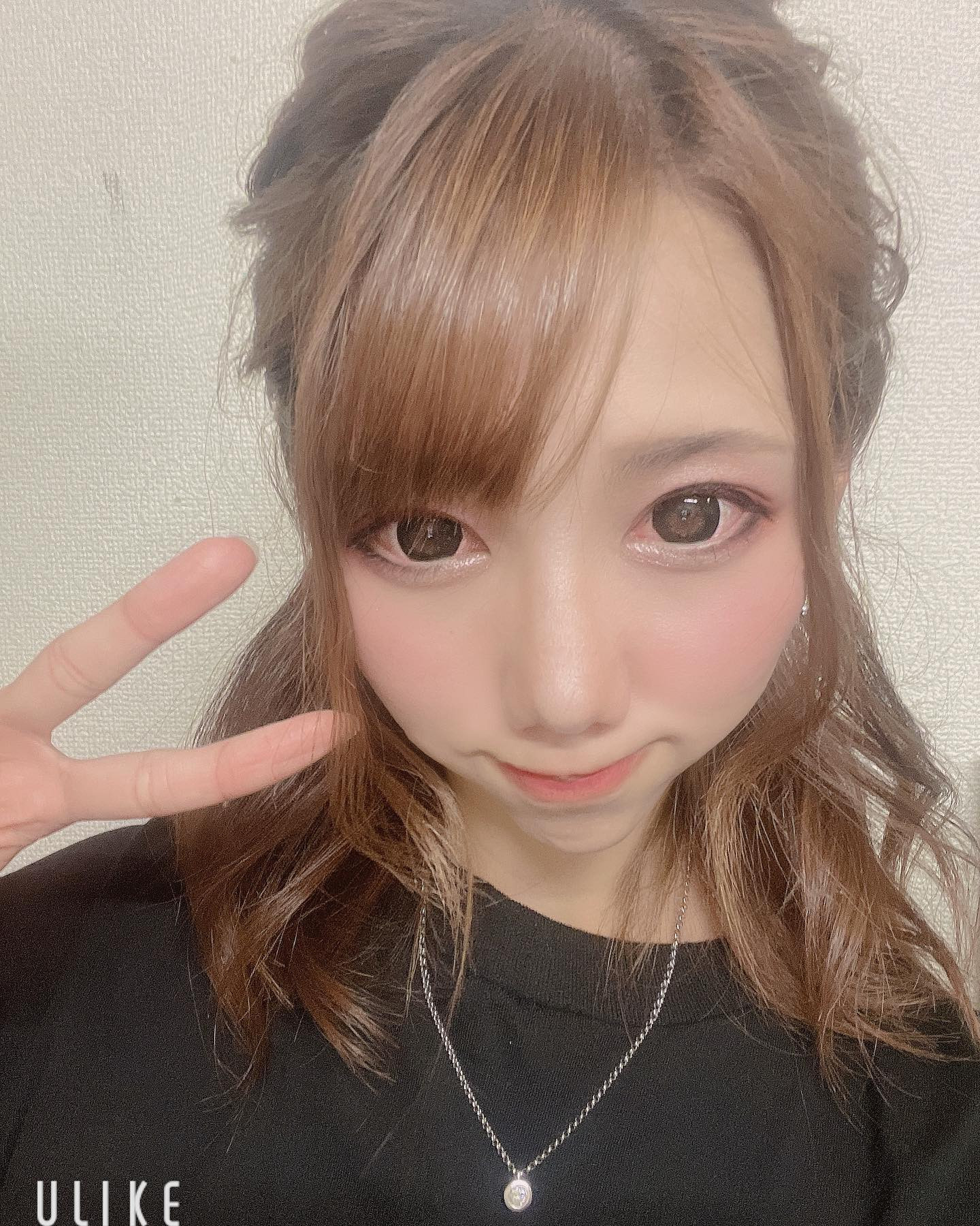 出勤しましたがほぼゲーム用の携帯しか持ってきてないので誰も連絡取れず死亡🤣

インスタだけインストールしててよかった💦