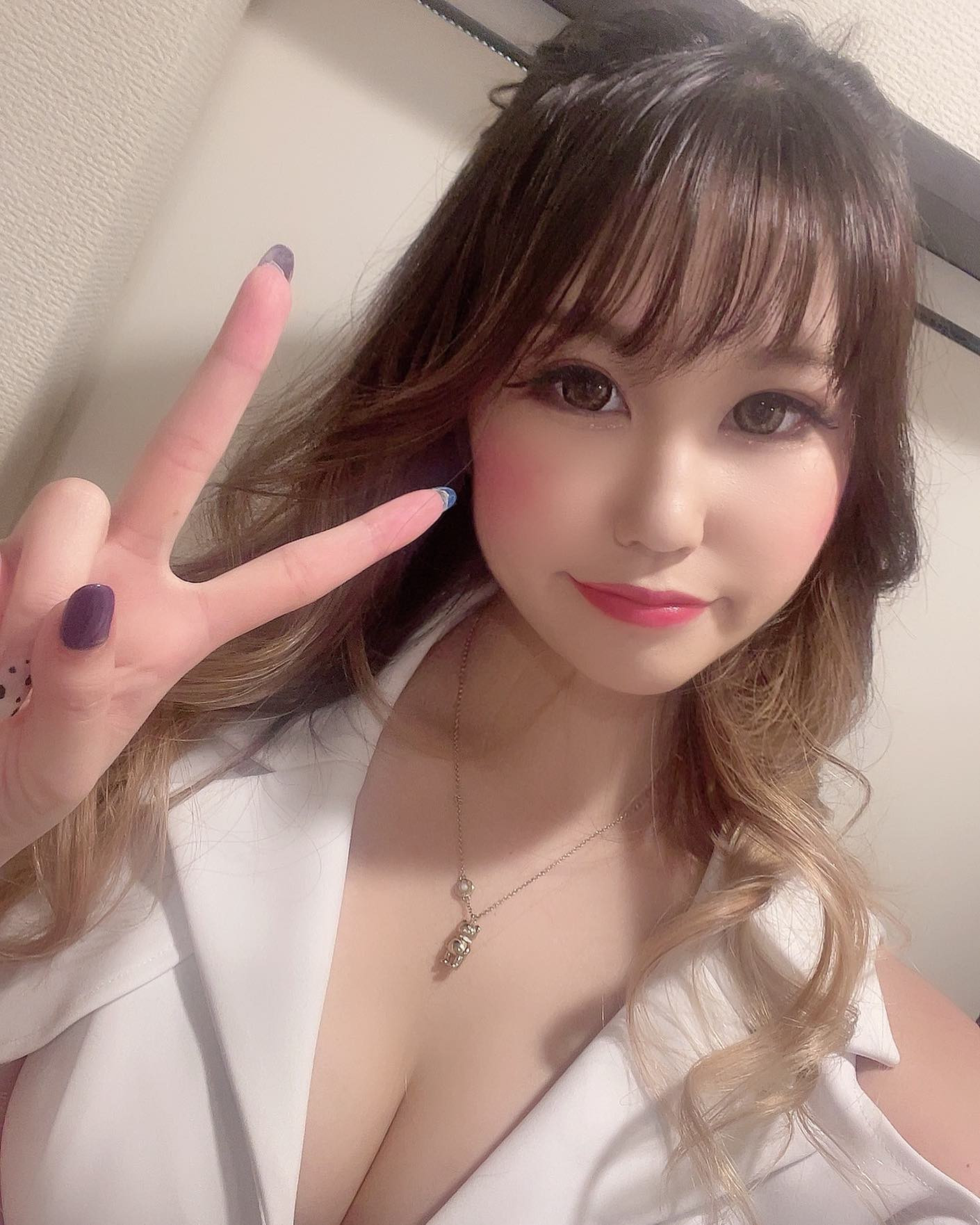 土曜日だー😇

@helena_hibikigroup 

#クラブヘレナ　#響グループ　#天海莉央奈　#札幌　#すすきの　#北海道　#ニュークラブ　#ニュークラ嬢　#すすきのニュークラ　#ラウンジ　#ラウンジ嬢　#キャバクラ　#キャバ嬢　#ホステス　#道産子　#美女スタグラム　#求人　#自撮り　#ヘアアレンジ　#キャバキャバ#札幌観光#お酒#酔っ払い#歌舞伎町#錦#中州#国分町#お酒好きと繋がりたい#自撮り#いいね返し