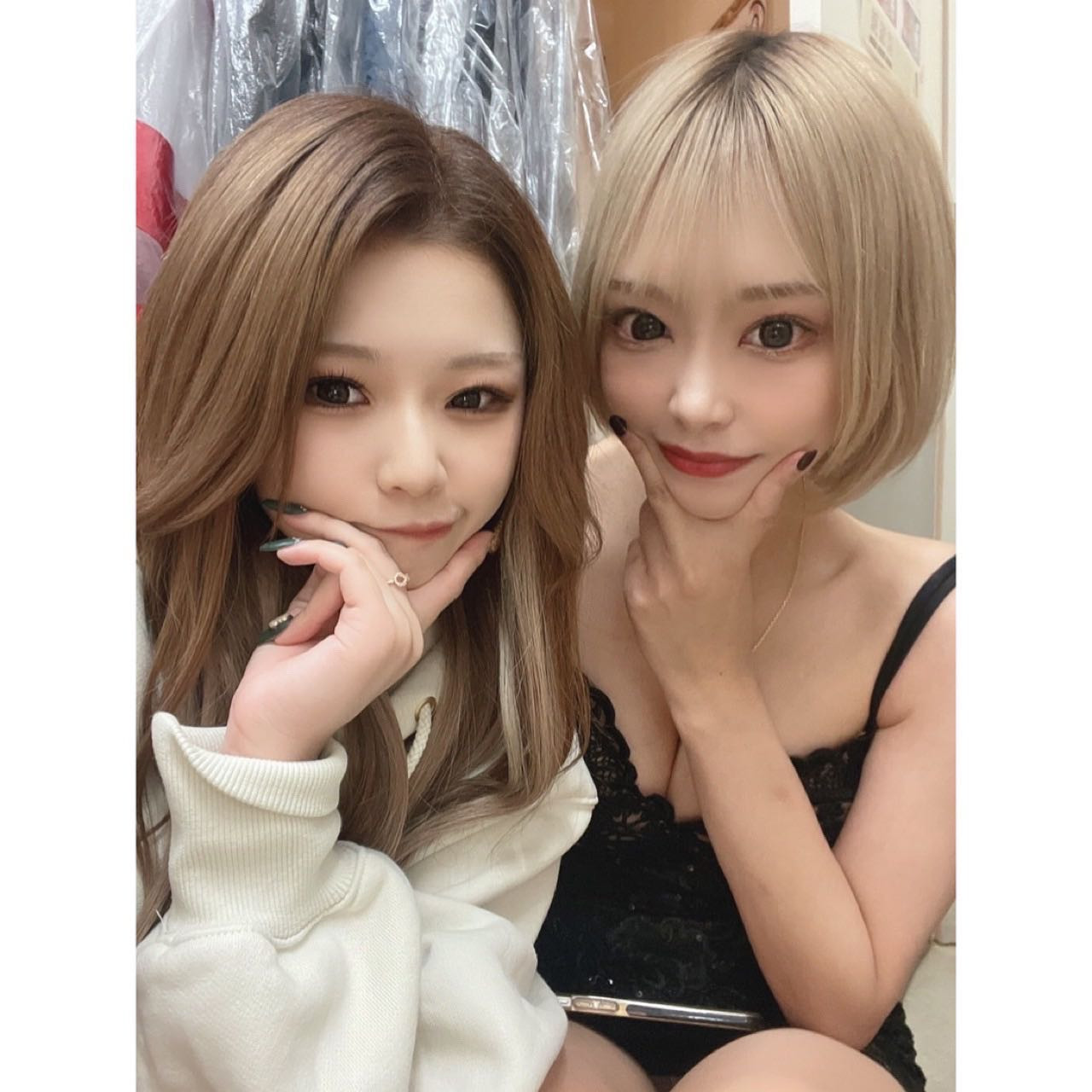 .
.
りなと写真撮ってたけど
キメ顔してるけど記憶なかった🤣
.