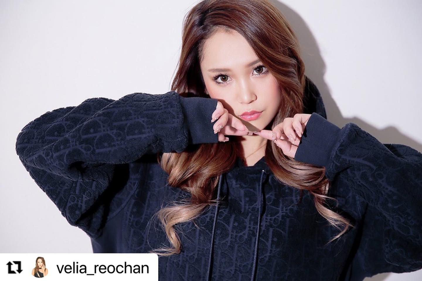 VeliA ホットニュース 32256