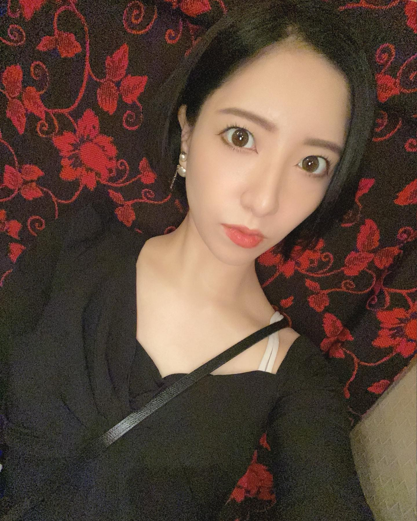 、
今週は
火、水、木しか出勤しないです🥹
よろしくおねがいします❣️

#ヘレナ#響グループ#百瀬るあ
#札幌#すすきの#北海道#ニュークラブ#ニュークラ嬢
#すすきのニュークラ#ラウンジ#ラウンジ嬢#キャバクラ#キャバ嬢#ホステス#道産子#美女スタグラム#求人#自撮り#ヘアアレンジ#キャバキャバ
#ゴルフ#ゴルフ女子#旅行#JGC#JAL#カメラ