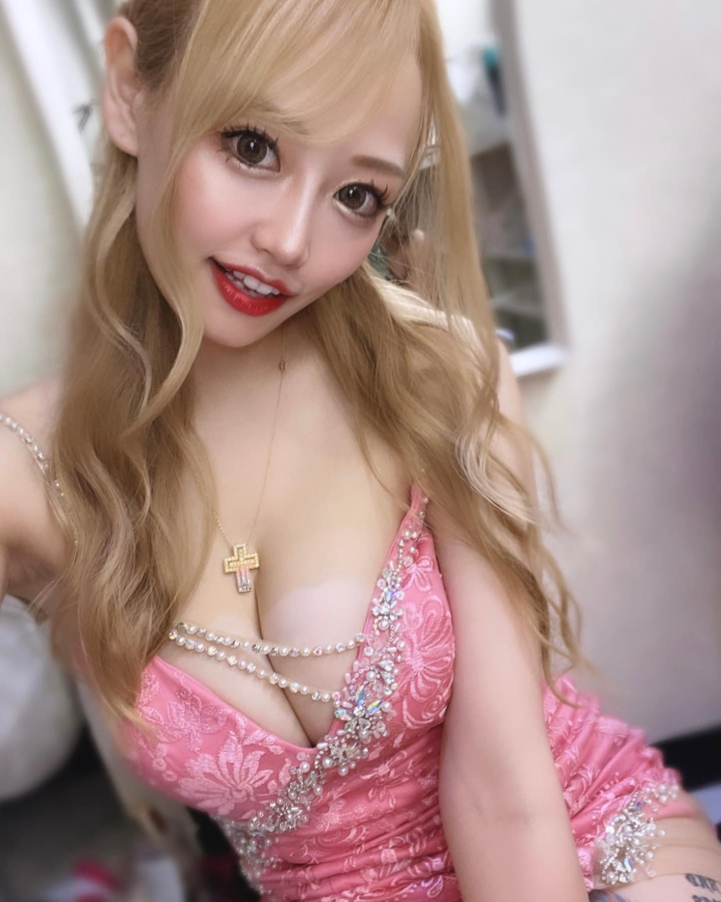 ニュードレってアガる(ง ˙ω˙)ว💓
 #キャバドレス #すすきの