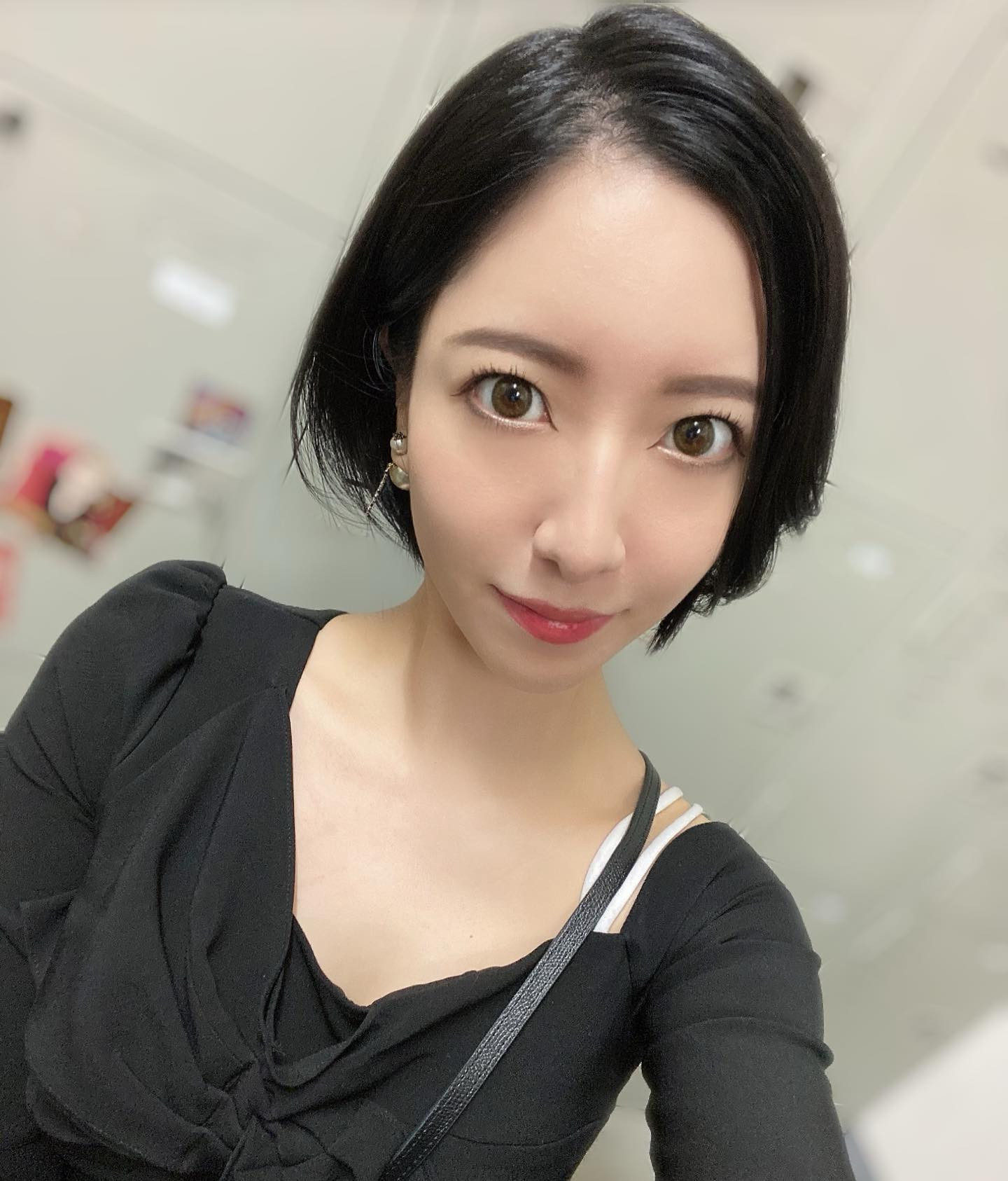 、
9月もお疲れ様でした！
お店は暇時期でぴえんだったけど
何かと行動的だった今月でした😝

#ヘレナ#響グループ#百瀬るあ
#札幌#すすきの#北海道#ニュークラブ#ニュークラ嬢
#すすきのニュークラ#ラウンジ#ラウンジ嬢#キャバクラ#キャバ嬢#ホステス#道産子#美女スタグラム#求人#自撮り#ヘアアレンジ#キャバキャバ
#ゴルフ#ゴルフ女子#旅行#JGC#JAL#カメラ