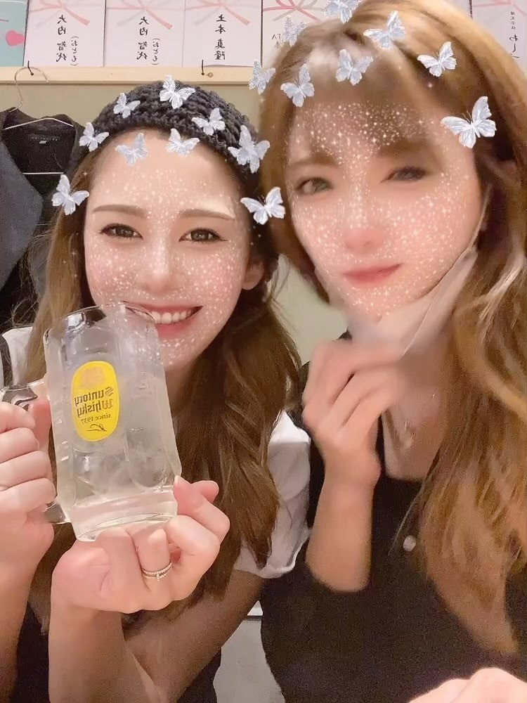 はぁかわいい😮‍💨❤️❤️❤️

@helena_hibikigroup 

#クラブヘレナ #ヘレナ #響グループ #水沢愛美 #札幌 #すすきの #北海道 #ニュークラブ #ニュークラ嬢 #すすきのニュークラ #ラウンジ #ラウンジ嬢 #キャバクラ #キャバ嬢 #ホステス #道産子 #美女スタグラム #求人 #自撮り #ヘアアレンジ #キャバキャバ #hokkaido #sapporo #susukino #helena #hibikigroup #champagne #l4likes #instag