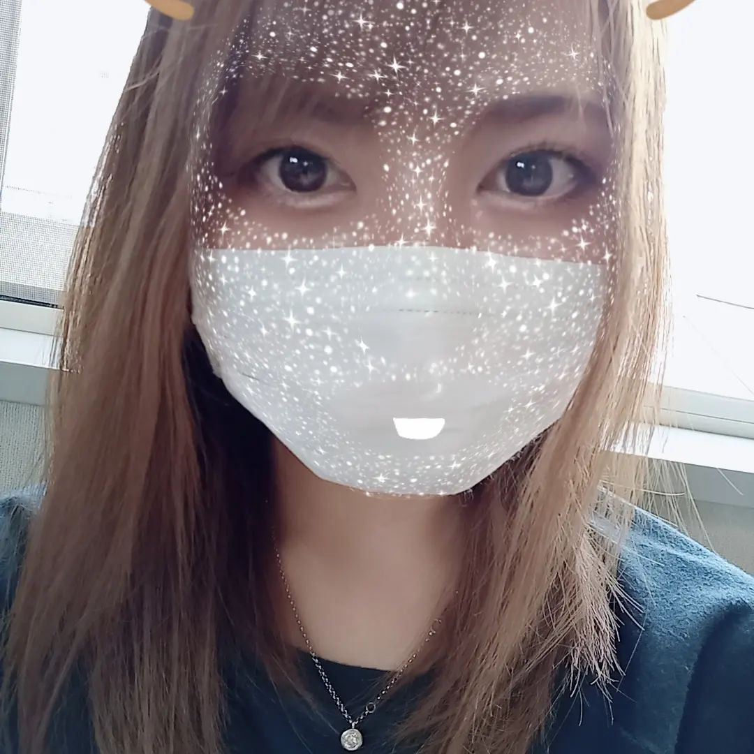 本日お休みですー‼️
　　　

　　#クラブヘレナ　#響きグループ　#水妃由羅　#札幌　#すすきの　#北海道　#ニュークラブ　#ニュークラ嬢　#すすきのニュークラ　#ラウンジ　#ラウンジ嬢　#キャバクラ　#キャバ嬢　#ホステス　#道産子　#美女スタグラム　#求人　#自撮り　#ヘアアレンジ　#キャバキャバ