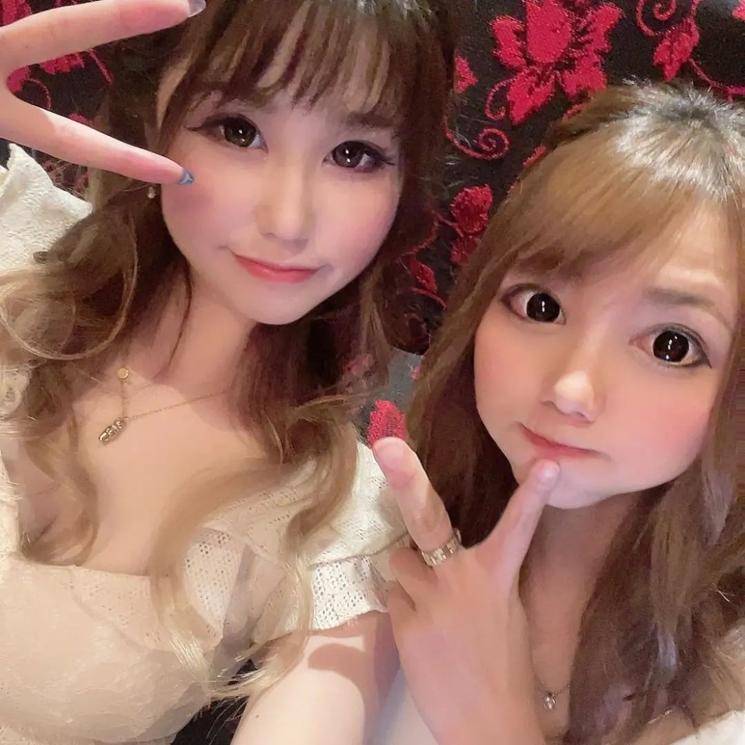 本日も頑張ります🎵

#クラブヘレナ　#響きグループ　#水妃由羅　#札幌　#すすきの　#北海道　#ニュークラブ　#ニュークラ嬢　#すすきのニュークラ　#ラウンジ　#ラウンジ嬢　#キャバクラ　#キャバ嬢　#ホステス　#道産子　#美女スタグラム　#求人　#自撮り　#ヘアアレンジ　#キャバキャバ