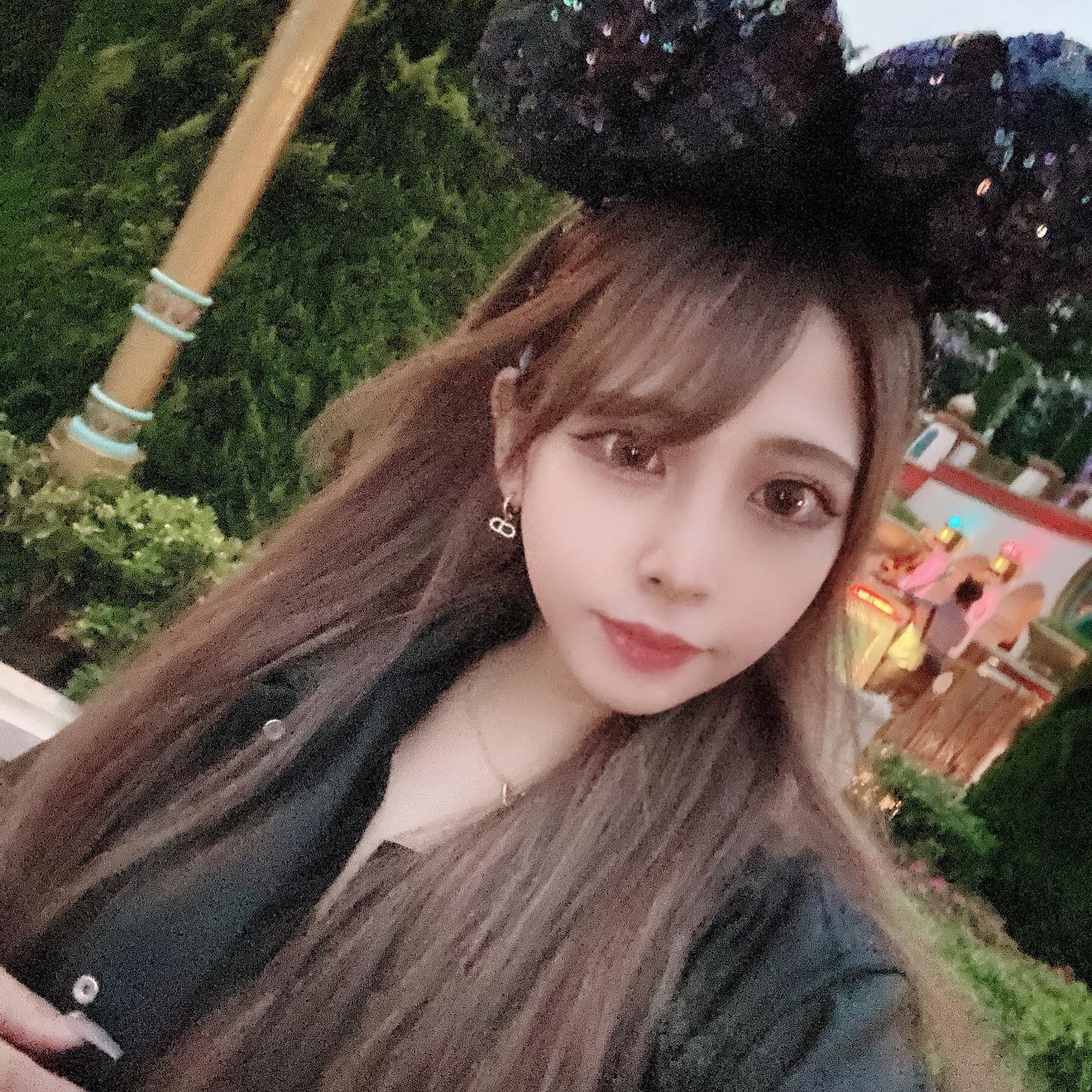 .
.
🐭🏰💭
.
エモエモのエモランド🥹🫶
.
.
.
.
#ディズニー #ディズニーシー #ディズニーランド #ディズニーコーデ #ディズニーカチューシャ #ディズニーグッズ #disney #disneysea #disneyland #disneygram #🌋🏰🐭🎡🎢 #夢の国
