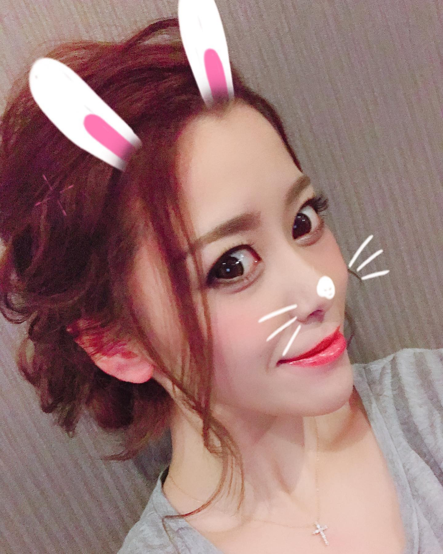 2018年！！！このうさぎ凄く流行ったよね🐰💗💗✨

@helena_hibikigroup 

#クラブヘレナ #ヘレナ #響グループ #水沢愛美 #札幌 #すすきの #北海道 #ニュークラブ #ニュークラ嬢 #すすきのニュークラ #ラウンジ #ラウンジ嬢 #キャバクラ #キャバ嬢 #ホステス #道産子 #美女スタグラム #求人 #自撮り #ヘアアレンジ #キャバキャバ #hokkaido #sapporo #susukino #helena #hibikigroup #champagne #l4lik