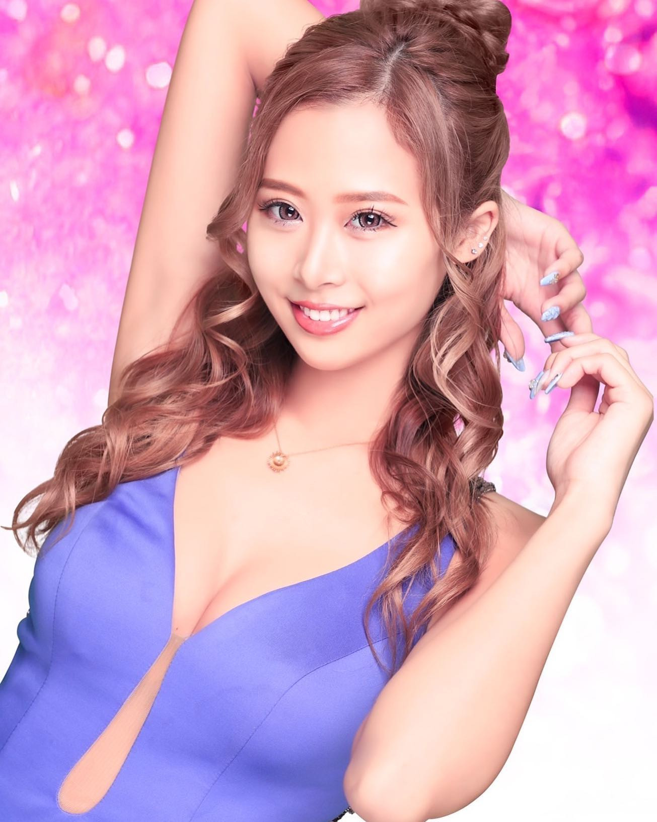 club R ホットニュース 32728