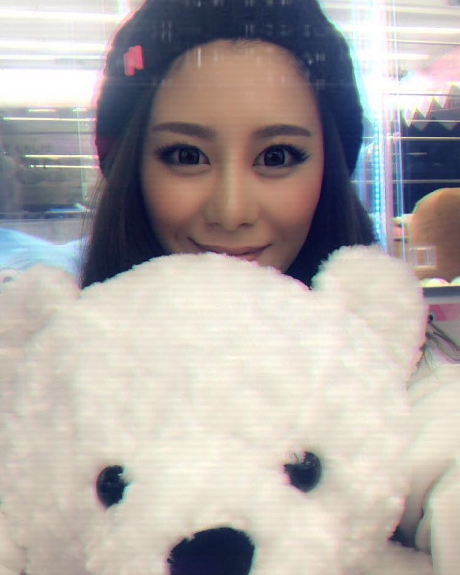 なかなかGALぃ🤟🤟🤟❤️‍🔥

@helena_hibikigroup 

#クラブヘレナ #ヘレナ #響グループ #水沢愛美 #札幌 #すすきの #北海道 #ニュークラブ #ニュークラ嬢 #すすきのニュークラ #ラウンジ #ラウンジ嬢 #キャバクラ #キャバ嬢 #ホステス #道産子 #美女スタグラム #求人 #自撮り #ヘアアレンジ #キャバキャバ #hokkaido #sapporo #susukino #helena #hibikigroup #champagne #l4likes #instag