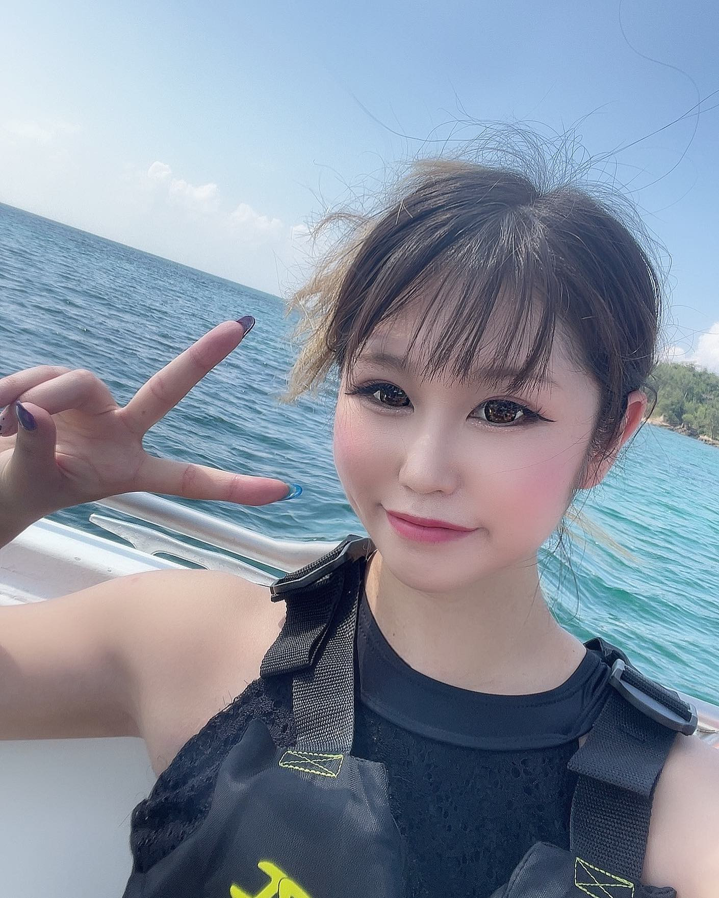 今日もお休みです😇

@helena_hibikigroup 

#クラブヘレナ　#響グループ　#天海莉央奈　#札幌　#すすきの　#北海道　#ニュークラブ　#ニュークラ嬢　#すすきのニュークラ　#ラウンジ　#ラウンジ嬢　#キャバクラ　#キャバ嬢　#ホステス　#道産子　#美女スタグラム　#求人　#自撮り　#ヘアアレンジ　#キャバキャバ#札幌観光#お酒#酔っ払い#歌舞伎町#錦#中州#国分町#お酒好きと繋がりたい#自撮り#いいね返し