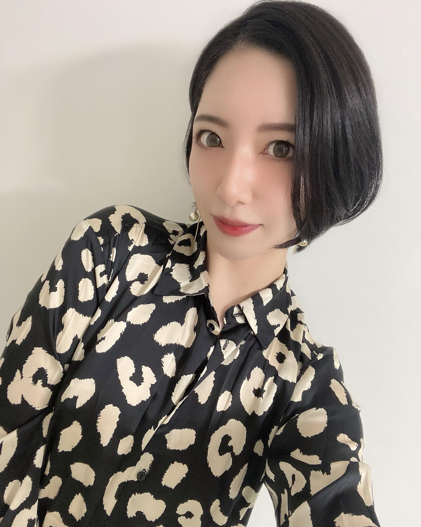 good night😴

#ヘレナ#響グループ#百瀬るあ
#札幌#すすきの#北海道#ニュークラブ#ニュークラ嬢
#すすきのニュークラ#ラウンジ#ラウンジ嬢#キャバクラ#キャバ嬢#ホステス#道産子#美女スタグラム#求人#自撮り#ヘアアレンジ#キャバキャバ
#ゴルフ#ゴルフ女子#旅行#JGC#JAL#カメラ