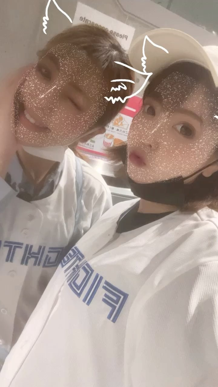 しーちゃんと野球観戦デート⚾️🤍💙
.

#エリアジー #オレンジテラス #オーシャンスカイ #モナクラス #ニュークラブ #ニュークラ #キャバクラ #ホステス #キャバ嬢 #すすきの #札幌 #歌舞伎町 #国分町 #可愛い #かわいい #いいね #フォロミー #フォロー #フォロワー #followｍe #likeforlikes #instagood #instalike #follow #f4f #ヘアセット #ショートカット #ヘアアレンジ