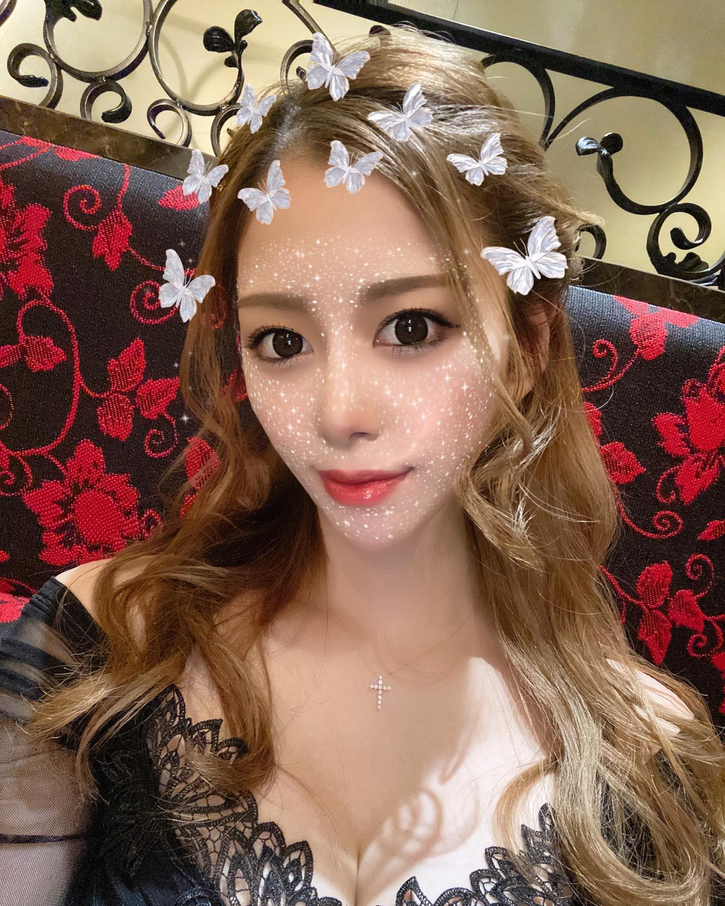 10月ホントに予定薄いな…😖💧💧💧

本日もよろしくお願いします❤️21時半頃からいまーふ🧏‍♀️

@helena_hibikigroup 

#クラブヘレナ #ヘレナ #響グループ #水沢愛美 #札幌 #すすきの #北海道 #ニュークラブ #ニュークラ嬢 #すすきのニュークラ #ラウンジ #ラウンジ嬢 #キャバクラ #キャバ嬢 #ホステス #道産子 #美女スタグラム #求人 #自撮り #ヘアアレンジ #キャバキャバ #hokkaido #sapporo #susukino #helena #hibik