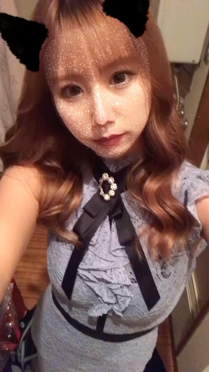 .
今日は宣材写真？でした
そのまま出勤〜^_^♡
.
#すすきの #ニュークラブ #キャバ嬢 #札幌 #ニュークラ #ハッシュタグ出来ない人　#店なう　#入店してからまだ3日目とか