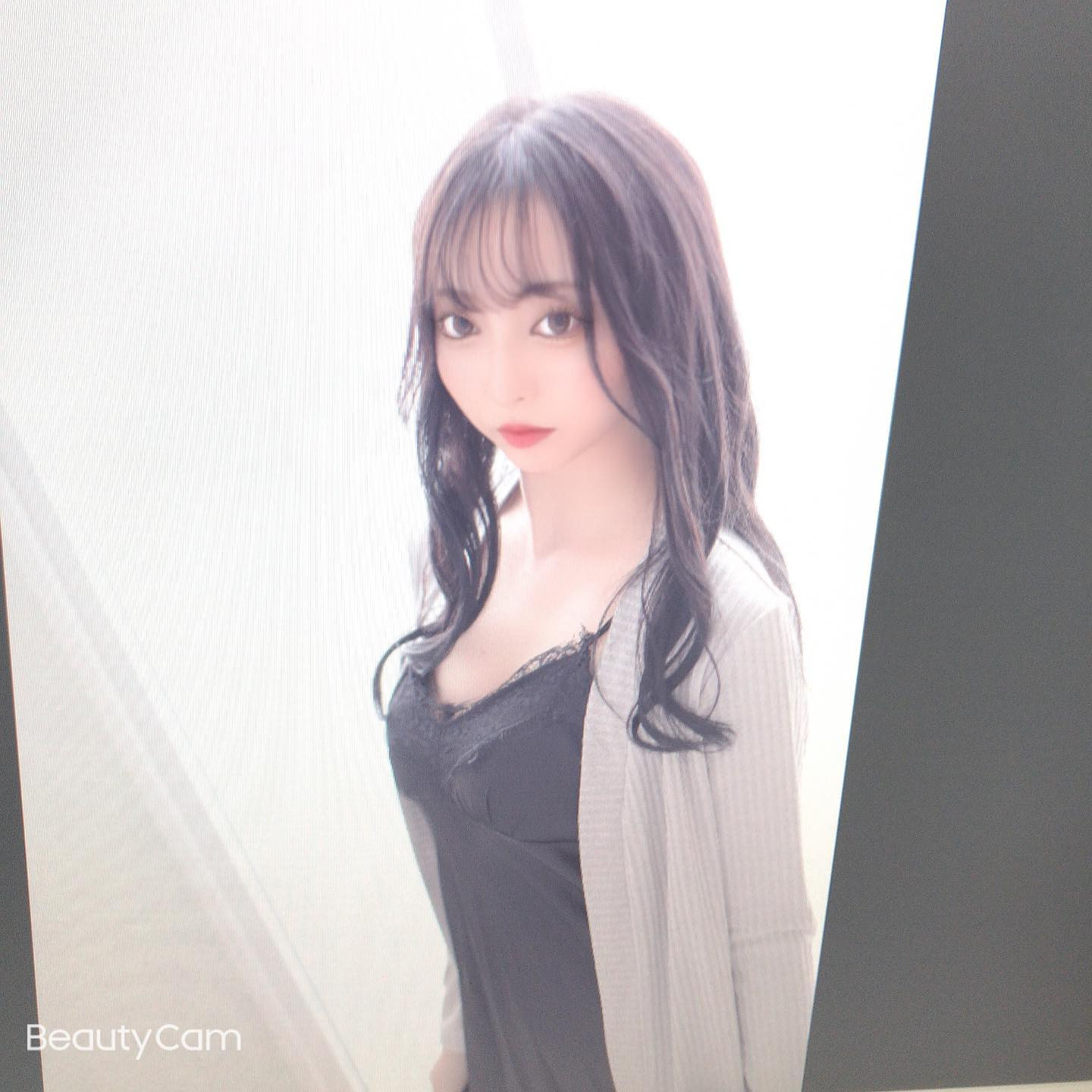 部屋着で撮影してきました😷

撮影前にお腹出ないようにご飯我慢（1日だけ）してたから終わってたくさん食べました😙🤍

#キャバ嬢#ニュークラ嬢#すすきのキャバ嬢#すすきの#すすきのグルメ#アテイン#アテイングループ#東京#歌舞伎町#北海道観光#北海道旅行#北海道ディナー#キャバドレス#かわいい女の子#可愛い#撮影#ナイツネット#ナイツファン#黒髪#ロングヘアー#清楚系#ヘアメイク#dress#sexy#cute#japanesegirl#asian