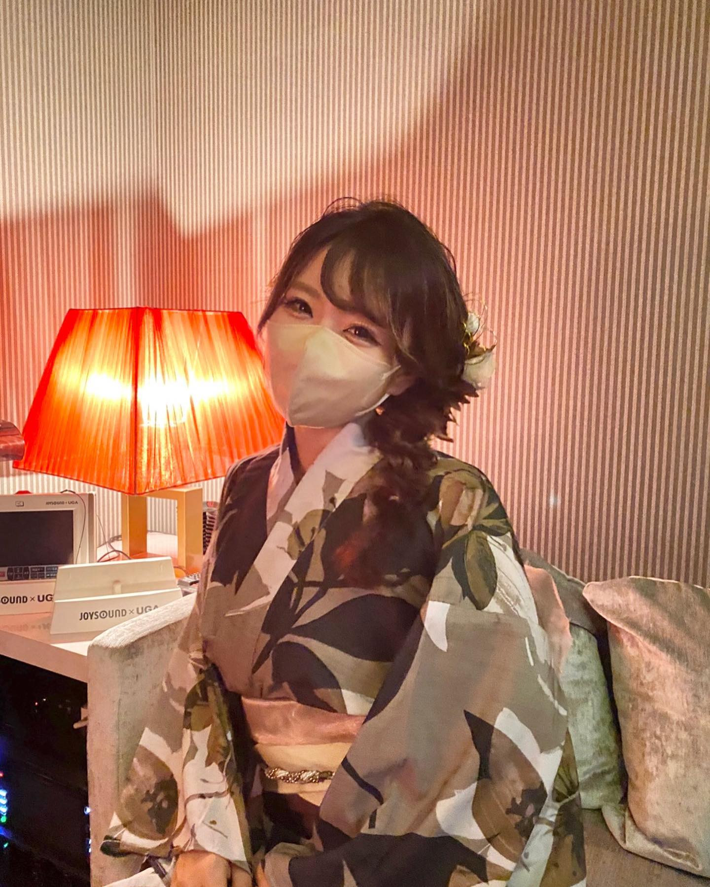 .
🔔鈴鐘の道産コウです🔔
.
ベルベ本日から３日間 周年です💫
豪華くじ引きもございます💫
これる方は、是非💕
.
コウは21時から出勤してます💌
ノルマもあるので、よろしくお願いします🥹💕
.
.
#道産コウ #北海道のコウちゃん #鈴鐘 #ベルベ #bellve #Nプレイスビル #Nプレイスビル7F #キャバクラ #ニュークラブ #ニュークラ #ナイツ #ナイツネットで検索 #ホステス #キャバ嬢 #すすきの #北海道 #札幌 #歌舞伎町 #六月木 #銀座 #北新地 #可愛い #ミニドレス #キャ