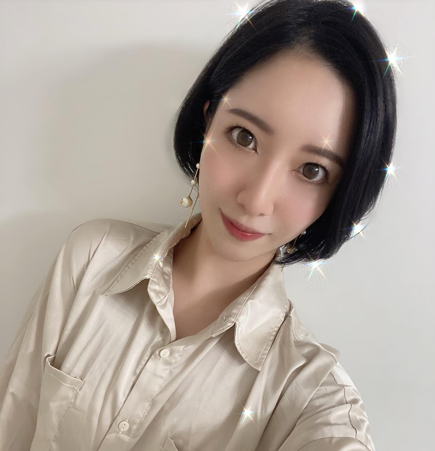 週末ラスト〜
楽しくなりますよーに😌💖

#ヘレナ#響グループ#百瀬るあ
#札幌#すすきの#北海道#ニュークラブ#ニュークラ嬢
#すすきのニュークラ#ラウンジ#ラウンジ嬢#キャバクラ#キャバ嬢#ホステス#道産子#美女スタグラム#求人#自撮り#ヘアアレンジ#キャバキャバ
#ゴルフ#ゴルフ女子#旅行#JGC#JAL#カメラ