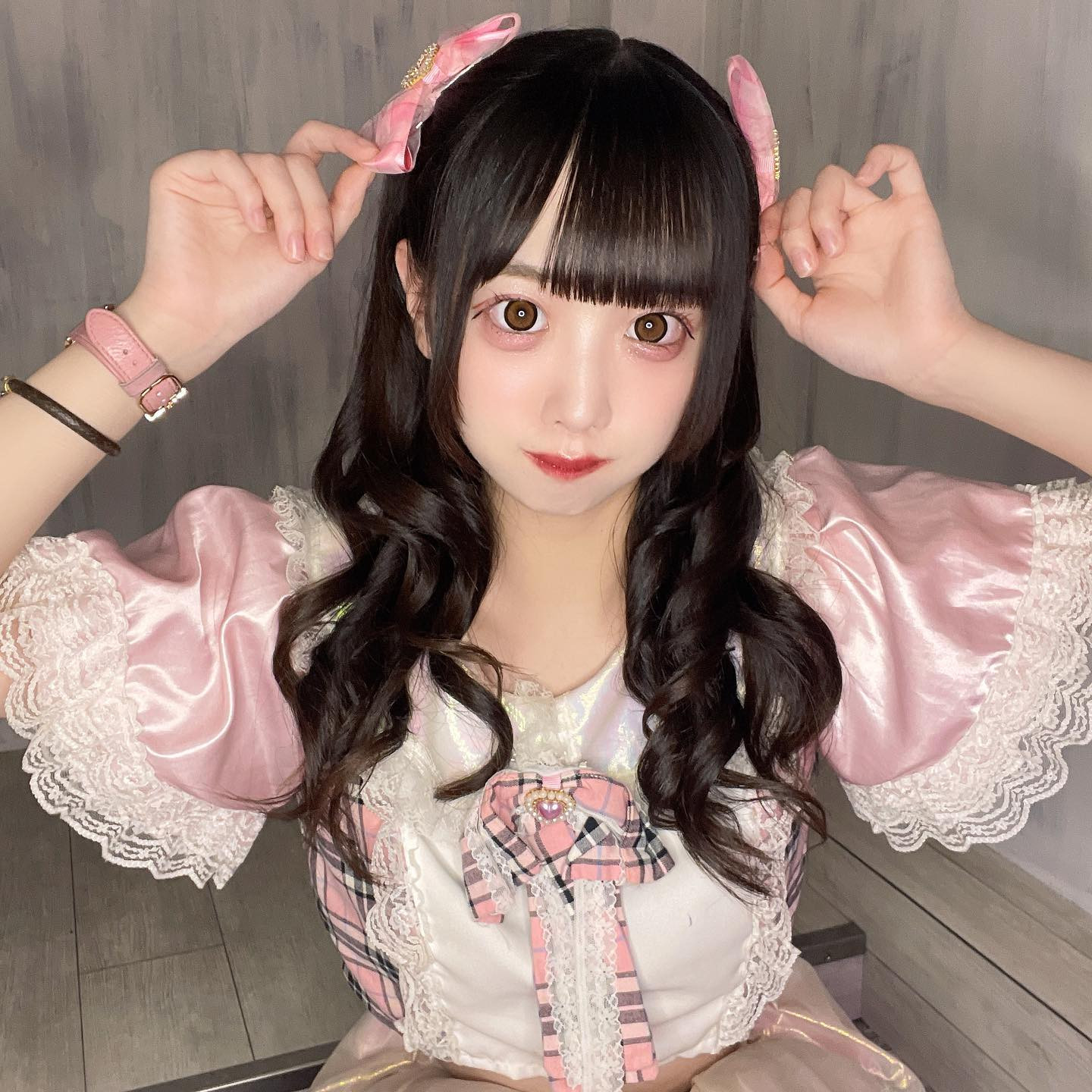 嫌いになられるのは簡単だけど好きになられるのは大変だね

#コンカフェ #コンカフェ嬢 #歌舞伎町 #歌舞伎 #ガールズバー #ガルバ #美男美女と繋がりたい #自撮り #自撮り界隈 #新宿#コスプレ #メイド#自撮り女子