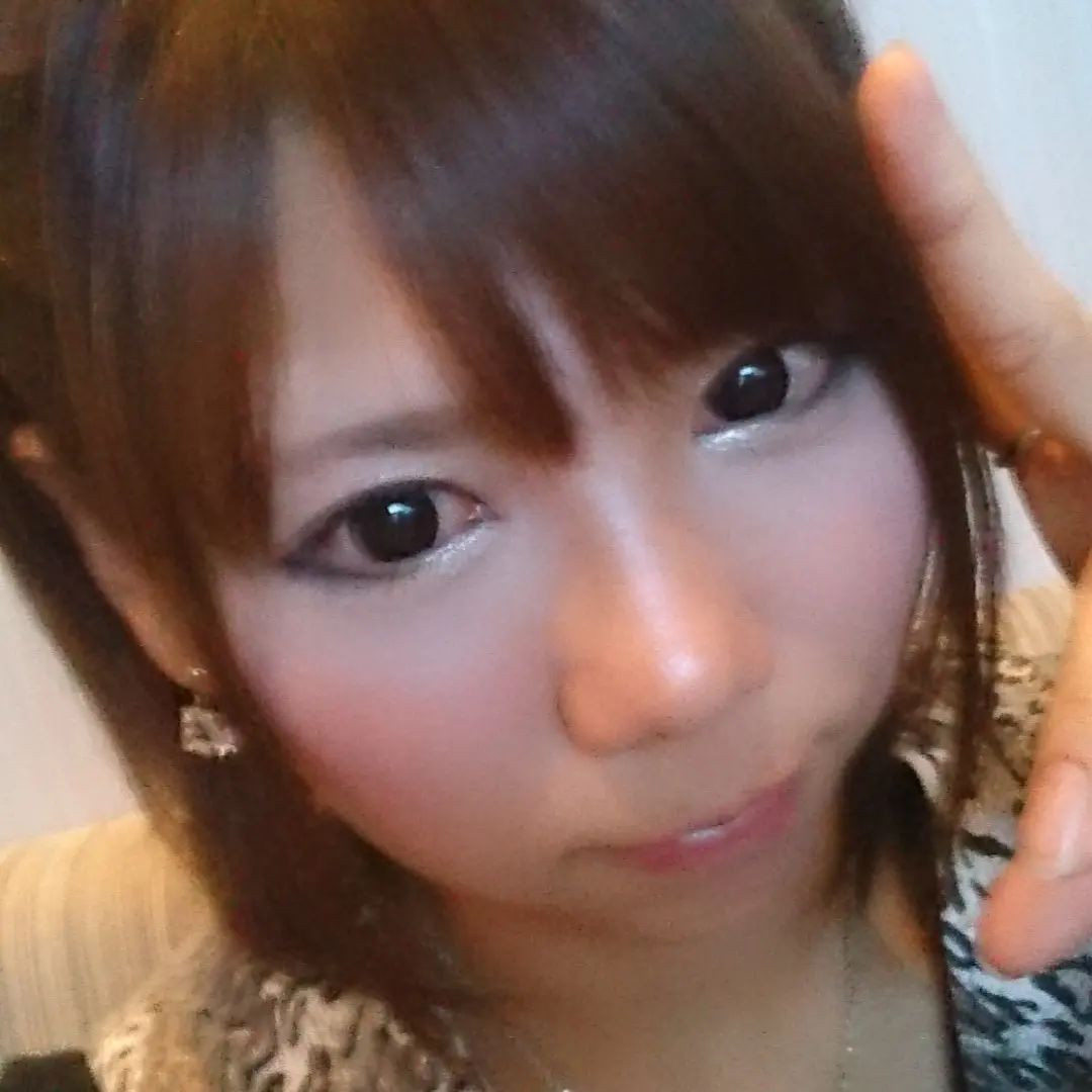 髪切ろうかな😅

#クラブヘレナ　#響きグループ　#水妃由羅　#札幌　#すすきの　#北海道　#ニュークラブ　#ニュークラ嬢　#すすきのニュークラ　#ラウンジ　#ラウンジ嬢　#キャバクラ　#キャバ嬢　#ホステス　#道産子　#美女スタグラム　#求人　#自撮り　#ヘアアレンジ　#キャバキャバ