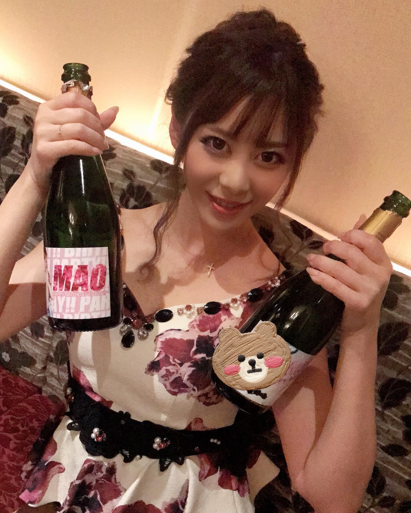 懐かし〜また前髪切りたい🥹

@helena_hibikigroup 

　#クラブヘレナ #ヘレナ #響グループ #水沢愛美 #札幌 #すすきの #北海道 #ニュークラブ #ニュークラ嬢 #すすきのニュークラ #ラウンジ #ラウンジ嬢 #キャバクラ #キャバ嬢 #ホステス #道産子 #美女スタグラム #求人 #自撮り #ヘアアレンジ #キャバキャバ #hokkaido #sapporo #susukino #helena #hibikigroup #champagne #l4likes #instago