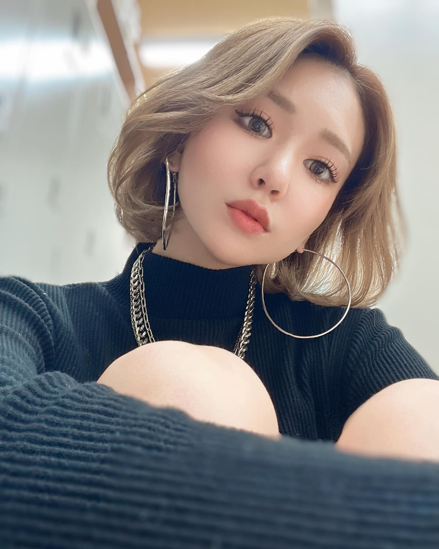 _

何枚目がお好きですか？

#北海道 #札幌 #すすきの #キャバ嬢 #赤倉はるか #赤門倶楽部 #シャチグループ