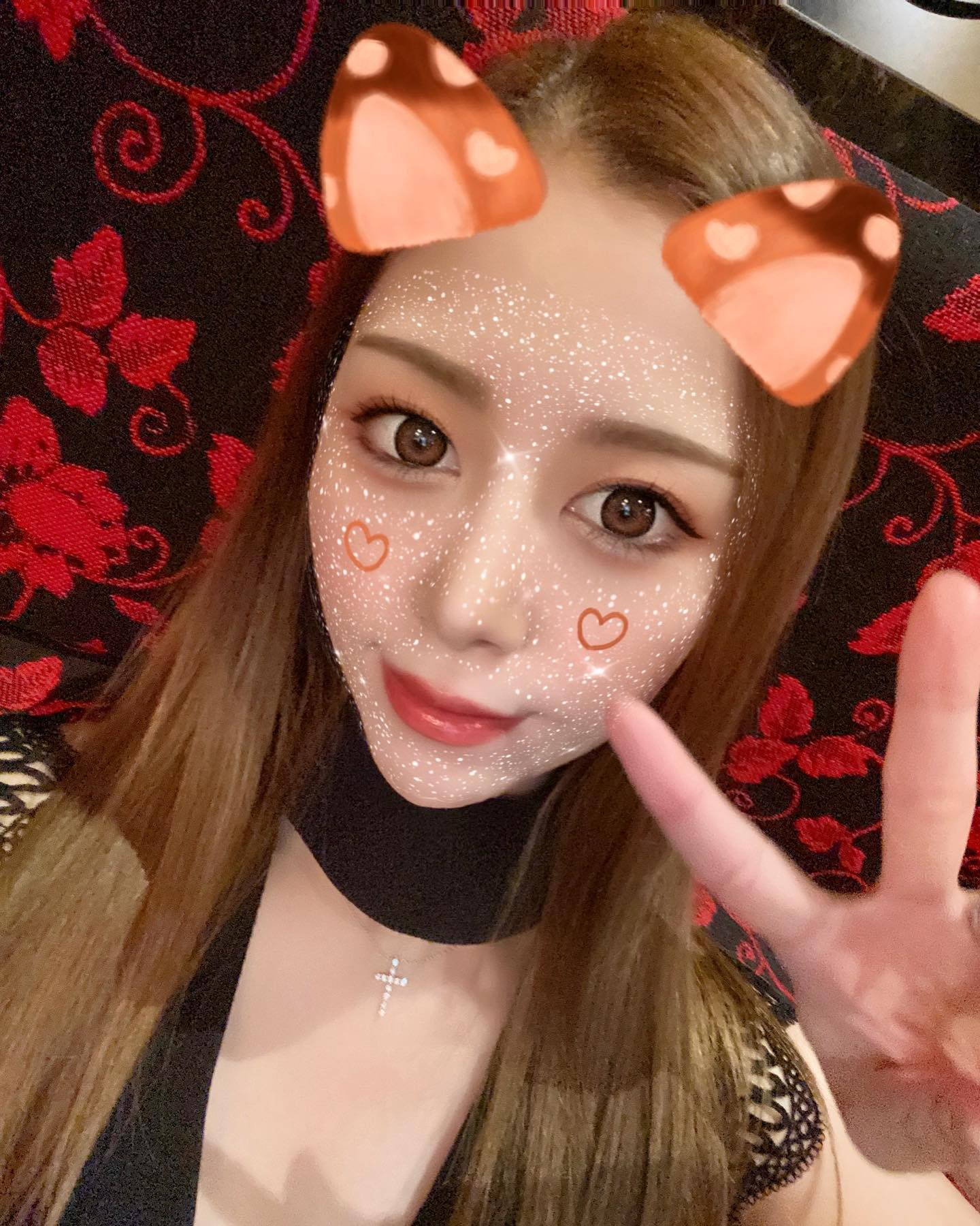 髪の毛染めてきれいきれいになったよ😍

@helena_hibikigroup 

　#クラブヘレナ #ヘレナ #響グループ #水沢愛美 #札幌 #すすきの #北海道 #ニュークラブ #ニュークラ嬢 #すすきのニュークラ #ラウンジ #ラウンジ嬢 #キャバクラ #キャバ嬢 #ホステス #道産子 #美女スタグラム #求人 #自撮り #ヘアアレンジ #キャバキャバ #hokkaido #sapporo #susukino #helena #hibikigroup #champagne #l4likes #in