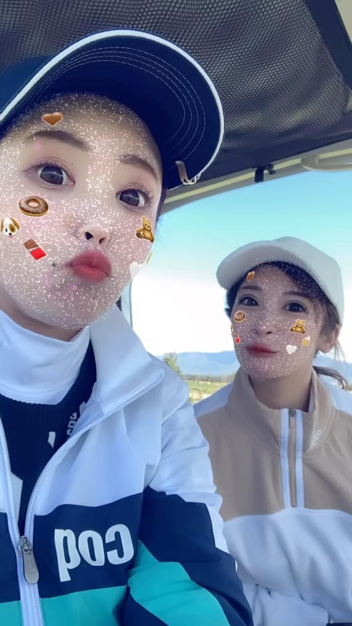 この日はずーっとあいかと一緒だった😚💙
たくさんたくさん楽しくてお店は違うけども
こやって仲良くしてくれてるあいかにもお客様にも
本当感謝でいっぱいです💙🌈
.
#エリアG #エリアGグループ #モナクラス #モナクラス札幌 #モナクラス札幌あい
#ニュークラブモナクラス札幌
.
.
#キャバクラ #キャバ #キャバ嬢 #キャバクラ嬢 #すすきのキャバクラ #すすきのキャバ嬢
.
#ニュークラ #ニュークラブ #キャバキャバ #すすきのニュークラ #すすきのニュークラブ
#すすきのニュークラエリアG #す