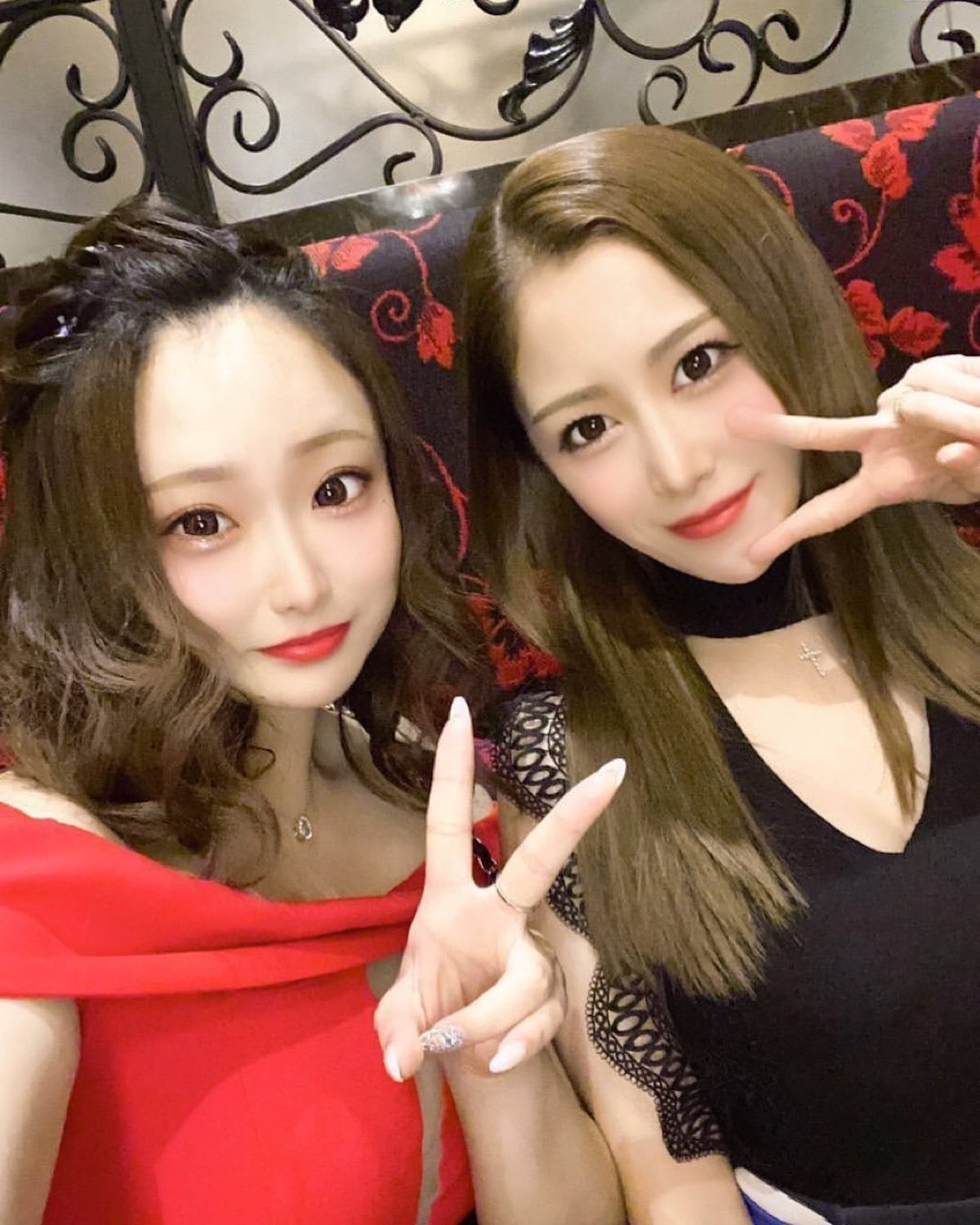 まなちゃんの携帯爆盛れする😍😍😍

@helena_hibikigroup 

#クラブヘレナ #ヘレナ #響グループ #水沢愛美 #札幌 #すすきの #北海道 #ニュークラブ #ニュークラ嬢 #すすきのニュークラ #ラウンジ #ラウンジ嬢 #キャバクラ #キャバ嬢 #ホステス #道産子 #美女スタグラム #求人 #自撮り #ヘアアレンジ #キャバキャバ #hokkaido #sapporo #susukino #helena #hibikigroup #champagne #l4likes #insta