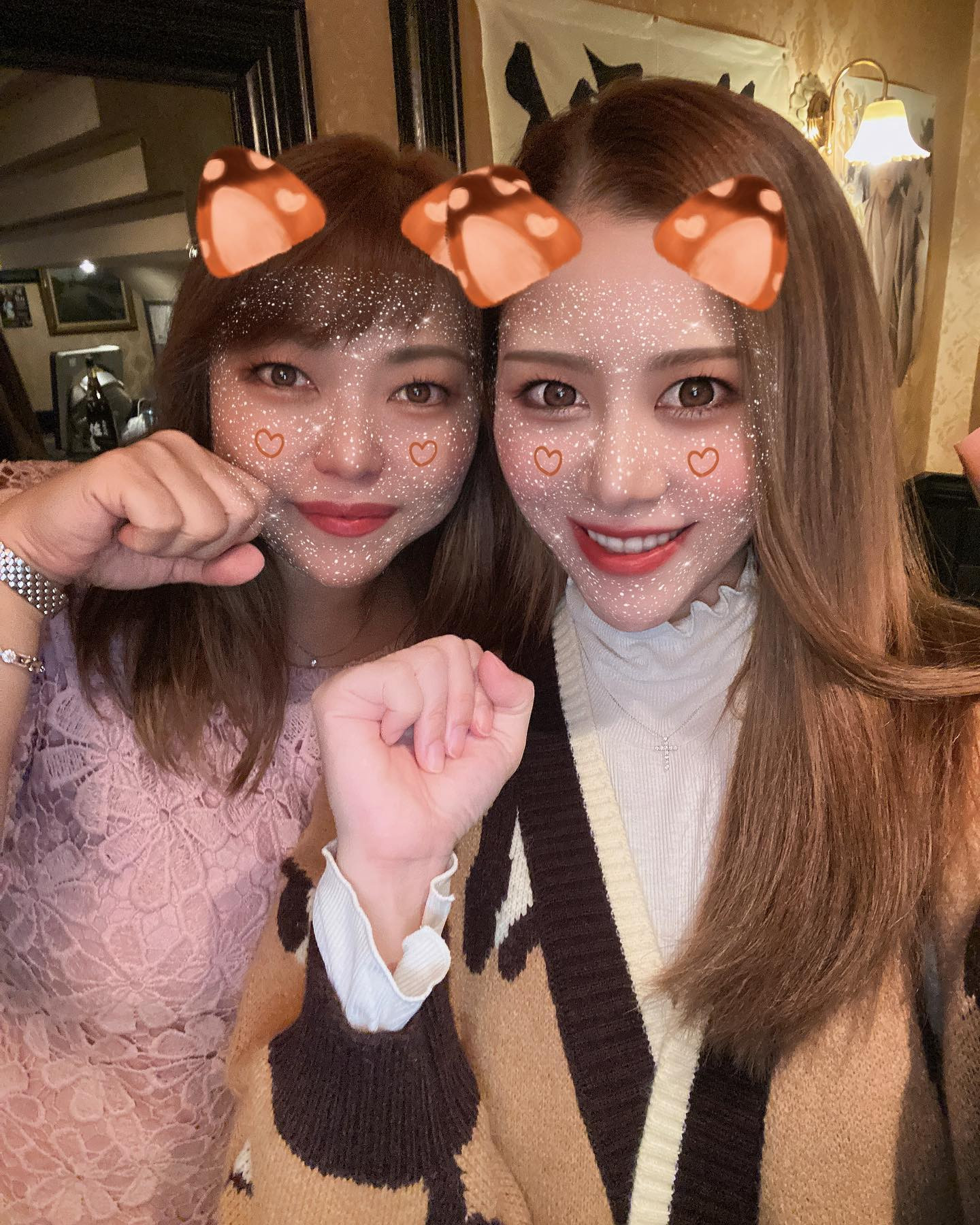 いつも可愛がってくれている、ちぃさんのお店にやっとお邪魔出来ました❤️

とっても素敵なお店だったなぁ😍

@helena_hibikigroup 

　#クラブヘレナ #ヘレナ #響グループ #水沢愛美 #札幌 #すすきの #北海道 #ニュークラブ #ニュークラ嬢 #すすきのニュークラ #ラウンジ #ラウンジ嬢 #キャバクラ #キャバ嬢 #ホステス #道産子 #美女スタグラム #求人 #自撮り #ヘアアレンジ #キャバキャバ #hokkaido #sapporo #susukino #helena #h