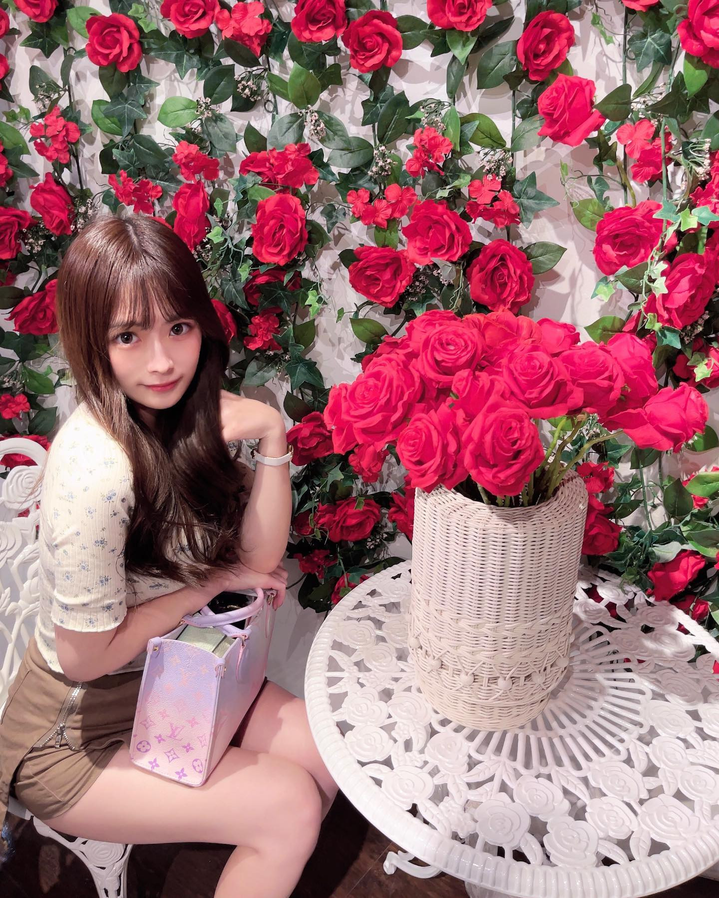 今週は月水金土、出勤してます🌹

ベルサイユのばら展で映てきたときの😃
来年の誕生日バラのプレゼントくれる王子様待ってます🤍

#キャバ嬢 #歌舞伎町 #新宿 #六本木 #ドレス #北新地#キャバ#錦#中洲#名古屋#ホスト#ホステス#キャバドレス#大阪#すすきの#出勤#東京#シャンパン#水商売#キャバクラ#ニュークラブ#シティーグループ#ラピュタ