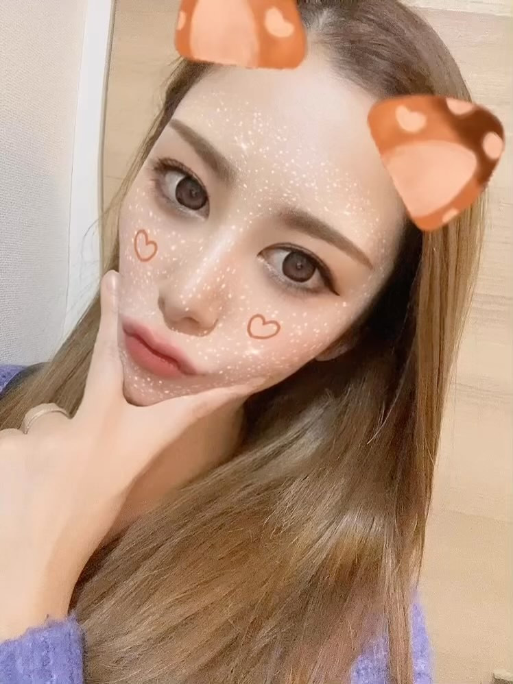 ブーメランにはまりちゅう🐭💗21時から出勤です✨

@helena_hibikigroup 

　#クラブヘレナ #ヘレナ #響グループ #水沢愛美 #札幌 #すすきの #北海道 #ニュークラブ #ニュークラ嬢 #すすきのニュークラ #ラウンジ #ラウンジ嬢 #キャバクラ #キャバ嬢 #ホステス #道産子 #美女スタグラム #求人 #自撮り #ヘアアレンジ #キャバキャバ #hokkaido #sapporo #susukino #helena #hibikigroup #champagne #l4lik