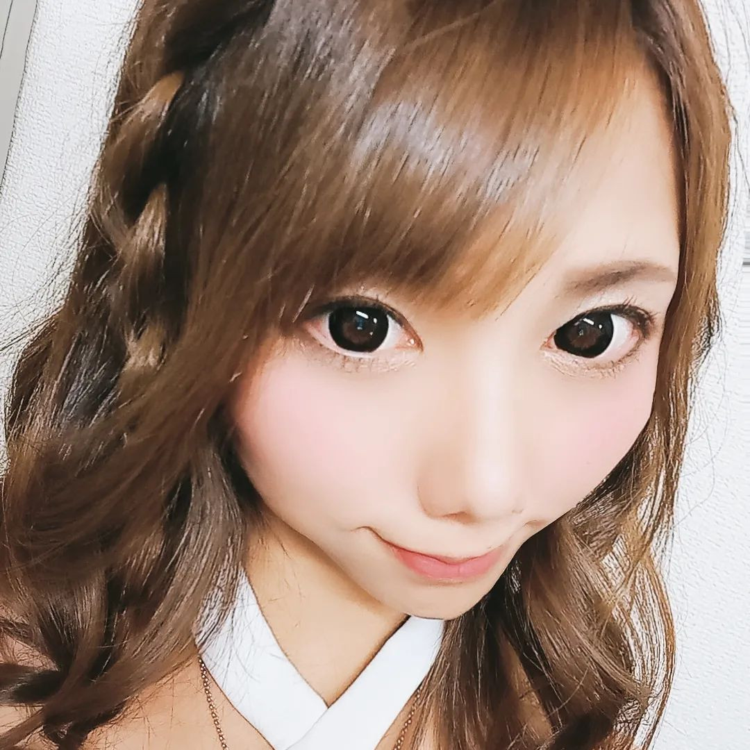 二日酔いの顔だ😓