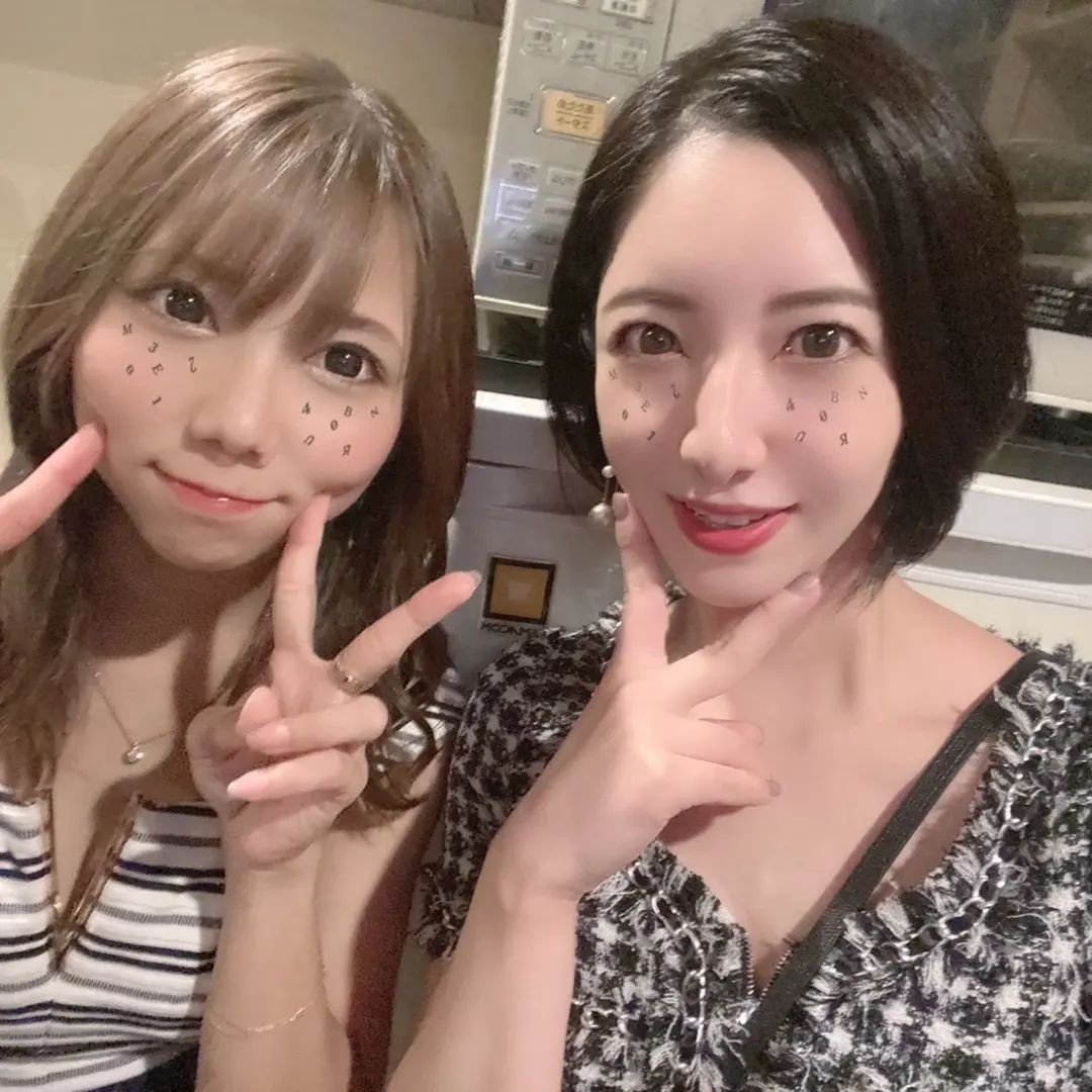 本日お休みです🌟

#クラブヘレナ　#響きグループ　#水妃由羅　#札幌　#すすきの　#北海道　#ニュークラブ　#ニュークラ嬢　#すすきのニュークラ　#ラウンジ　#ラウンジ嬢　#キャバクラ　#キャバ嬢　#ホステス　#道産子　#美女スタグラム　#求人　#自撮り　#ヘアアレンジ　#キャバキャバ